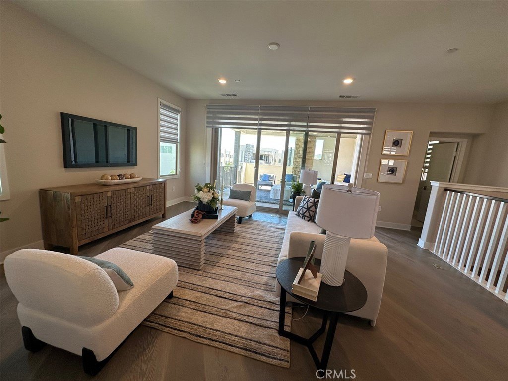 Irvine, California, 92618, United States, 3 Bedrooms Bedrooms, ,4 BathroomsBathrooms,Residential,For Sale,1987840