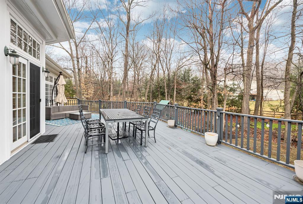 Tenafly, New Jersey, 07670, United States, 6 Bedrooms Bedrooms, ,5 BathroomsBathrooms,Residential,For Sale,1743574