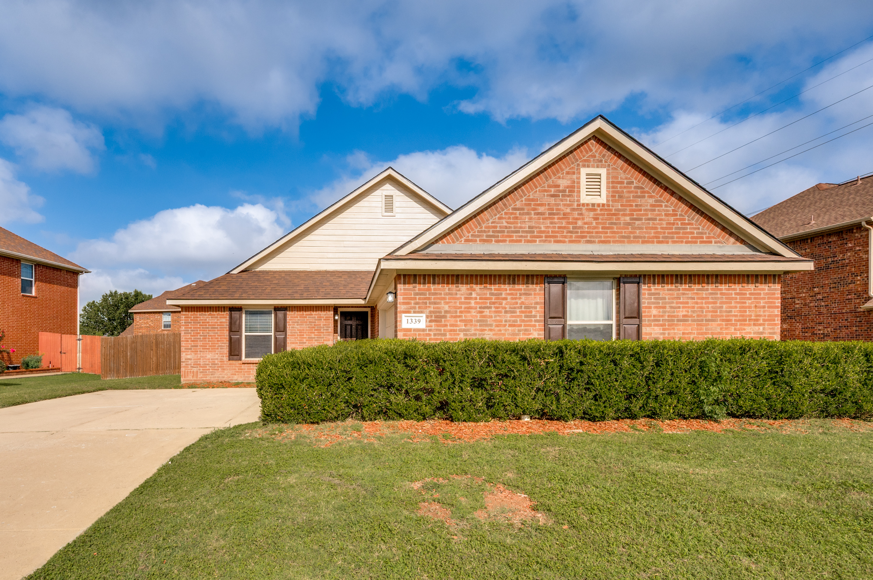  1339 4th Street, Grand Prairie, TX, 75051 - 物件實景