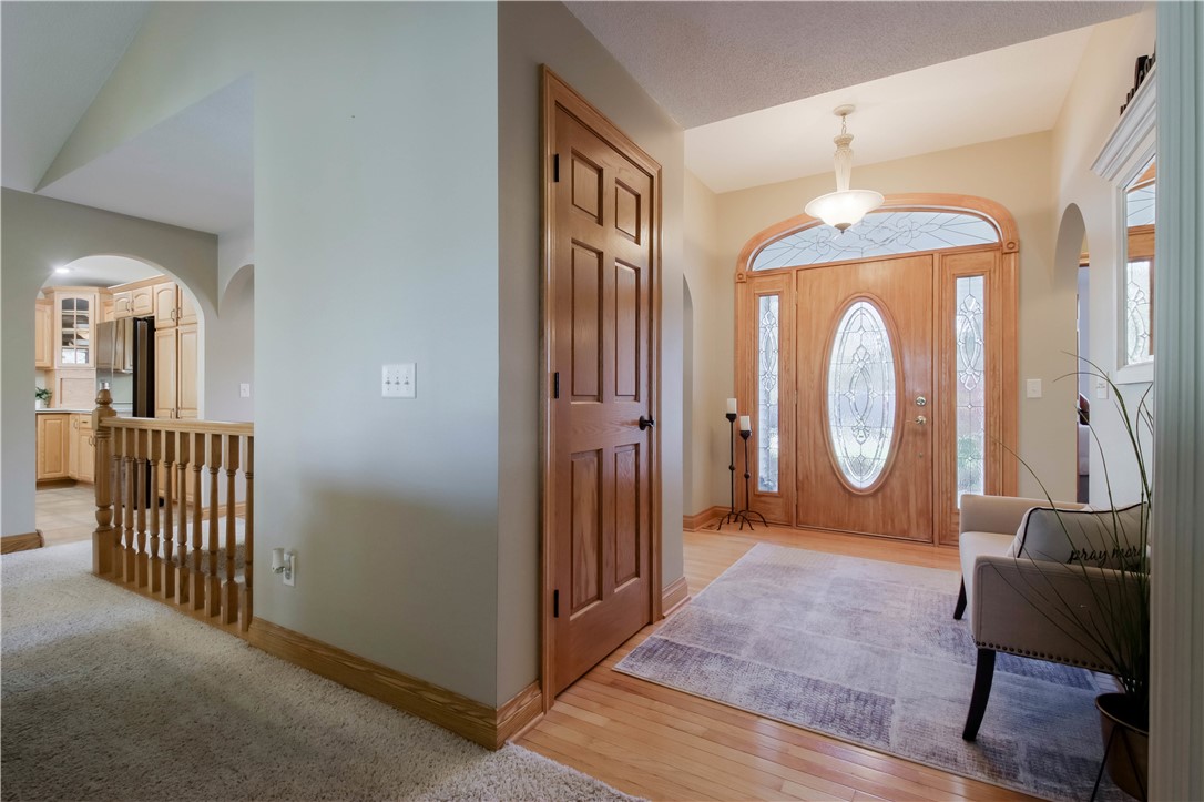 Chippewa Falls, Wisconsin, 54729, United States, 3 Bedrooms Bedrooms, ,4 BathroomsBathrooms,Residential,For Sale,1994232