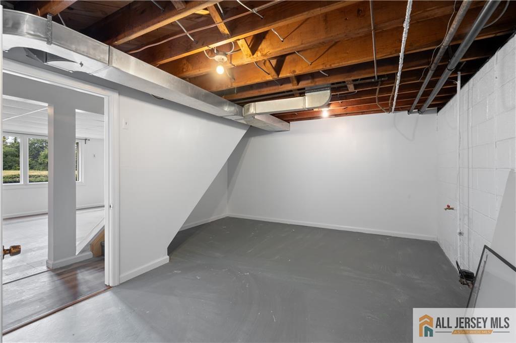 Piscataway, New Jersey, 08854, United States, 3 Bedrooms Bedrooms, ,2 BathroomsBathrooms,Residential,For Sale,1940160