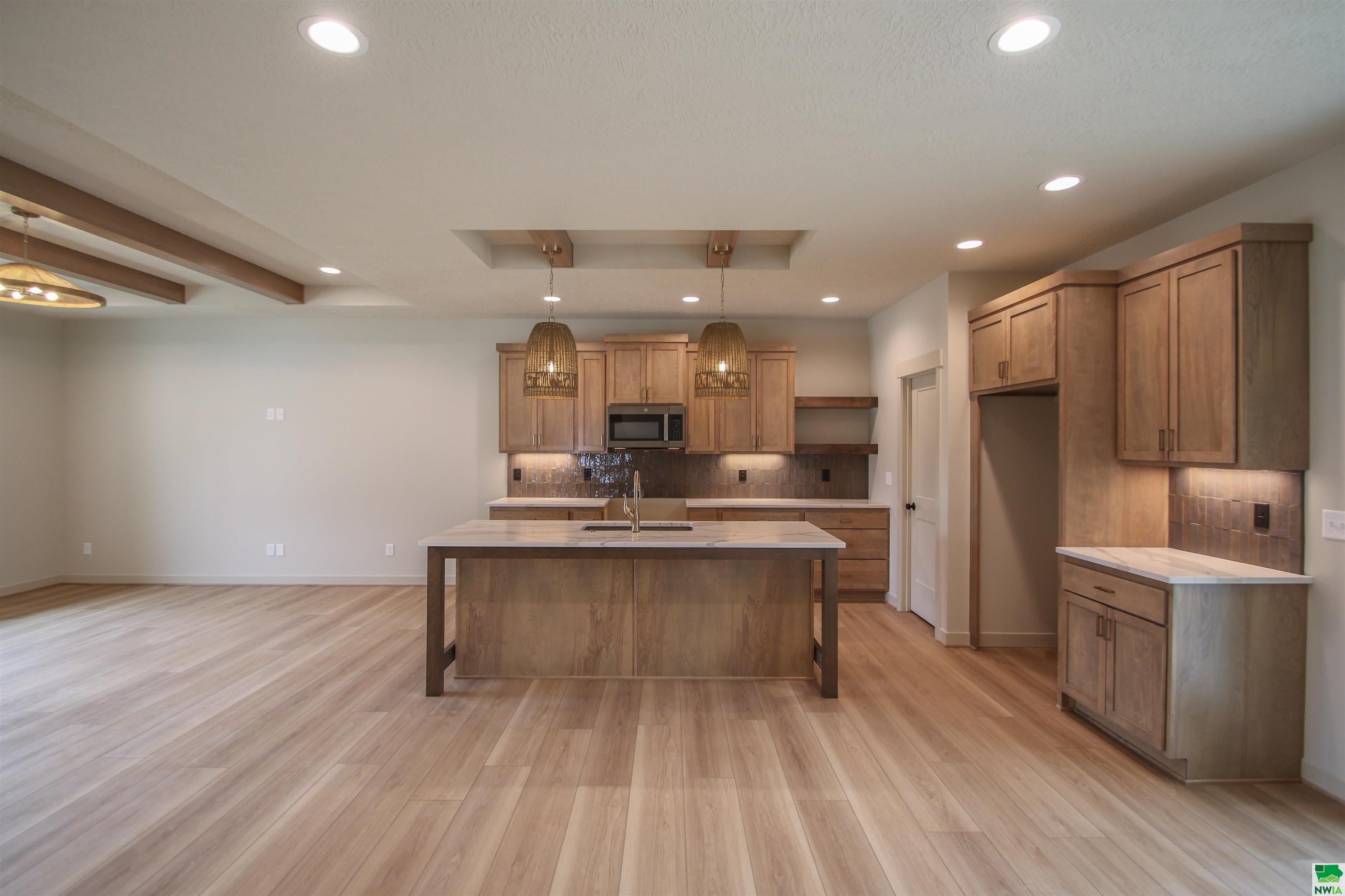 Sergeant Bluff, Iowa, 51054, United States, 3 Bedrooms Bedrooms, ,2 BathroomsBathrooms,Residential,For Sale,1921249