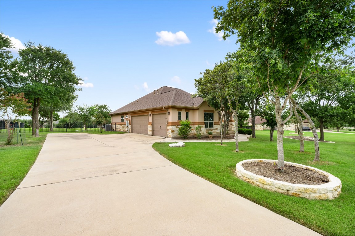 Georgetown, Texas, 78633, United States, 3 Bedrooms Bedrooms, ,3 BathroomsBathrooms,Residential,For Sale,1902605