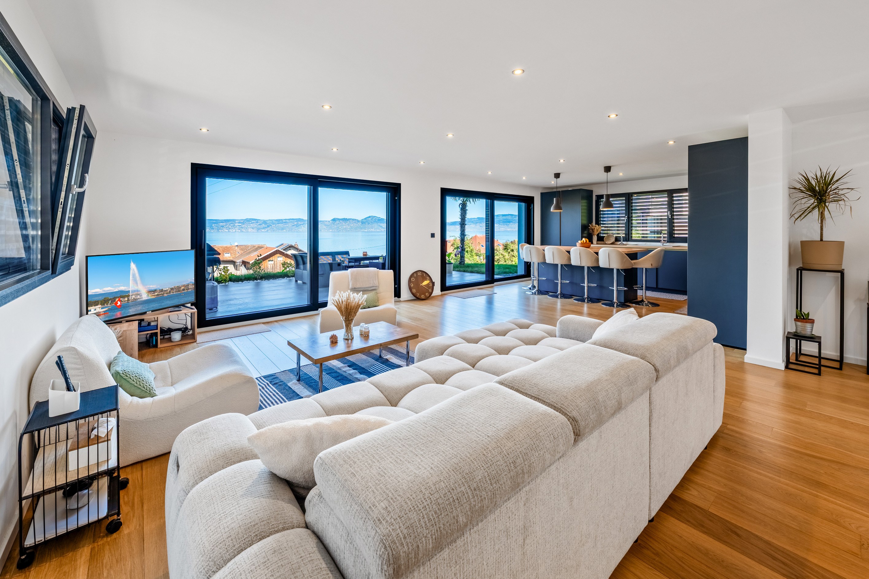 LUGRIN, RECENT VILLA 5 BEDROOMS VIEW ON THE LAKE - 物件實景