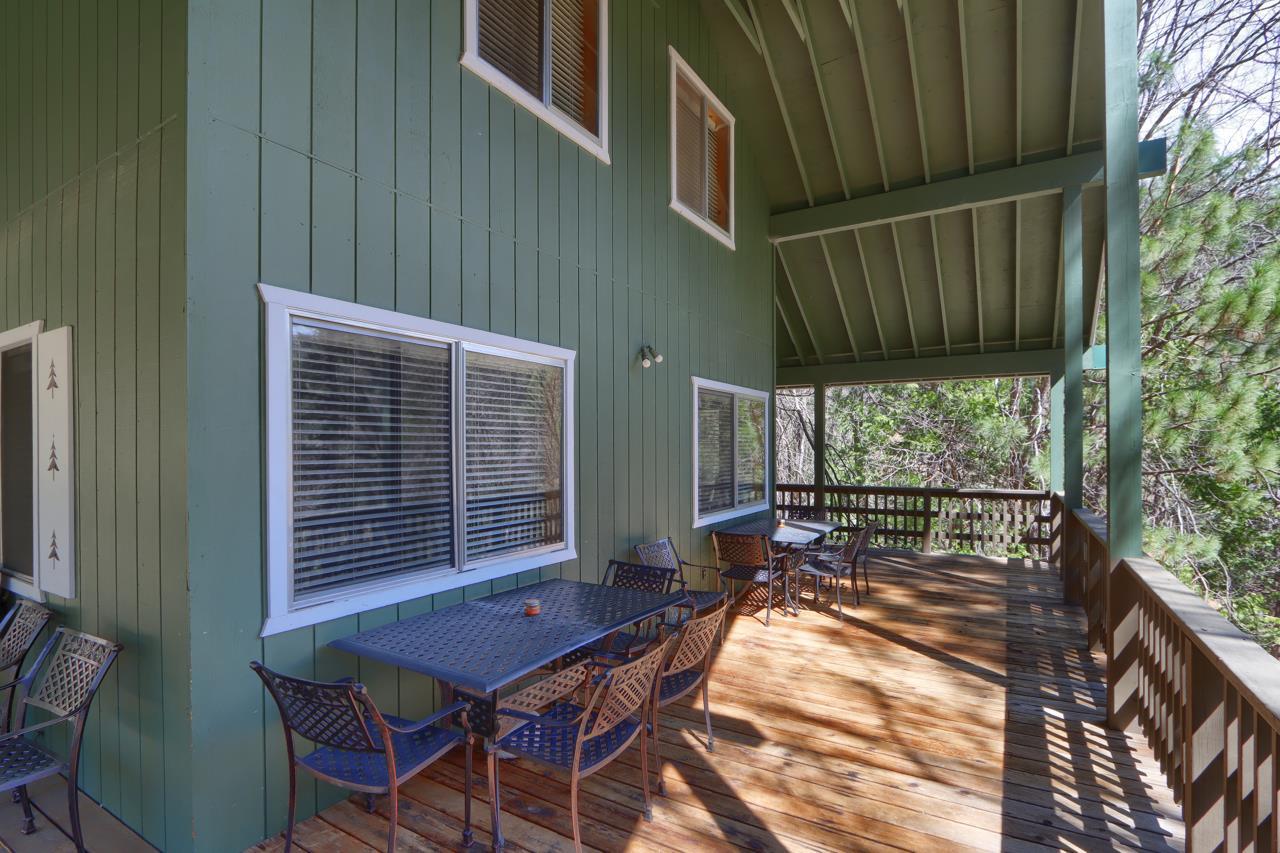 Yosemite, California, 95389, United States, 5 Bedrooms Bedrooms, ,4 BathroomsBathrooms,Residential,For Sale,2048159