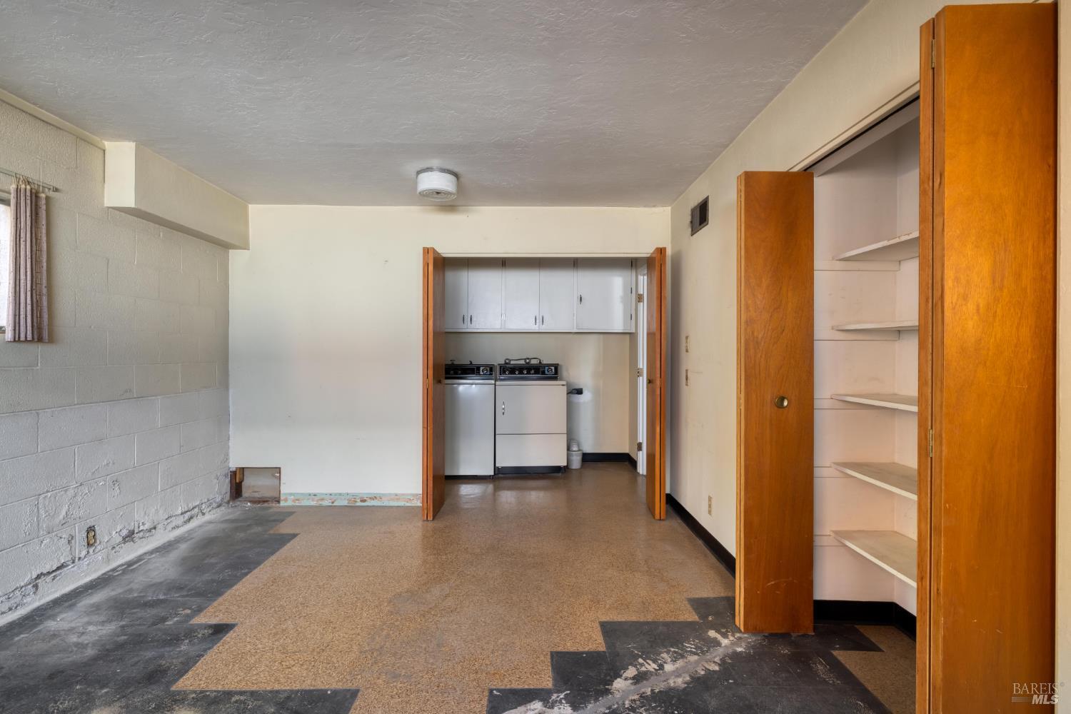 Petaluma, California, 94952, United States, 3 Bedrooms Bedrooms, ,3 BathroomsBathrooms,Residential,For Sale,1981148