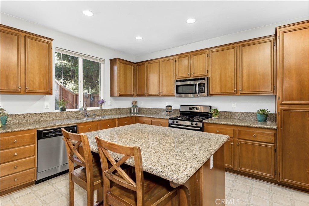 Beaumont, California, 92223, United States, 5 Bedrooms Bedrooms, ,3 BathroomsBathrooms,Residential,For Sale,1975993