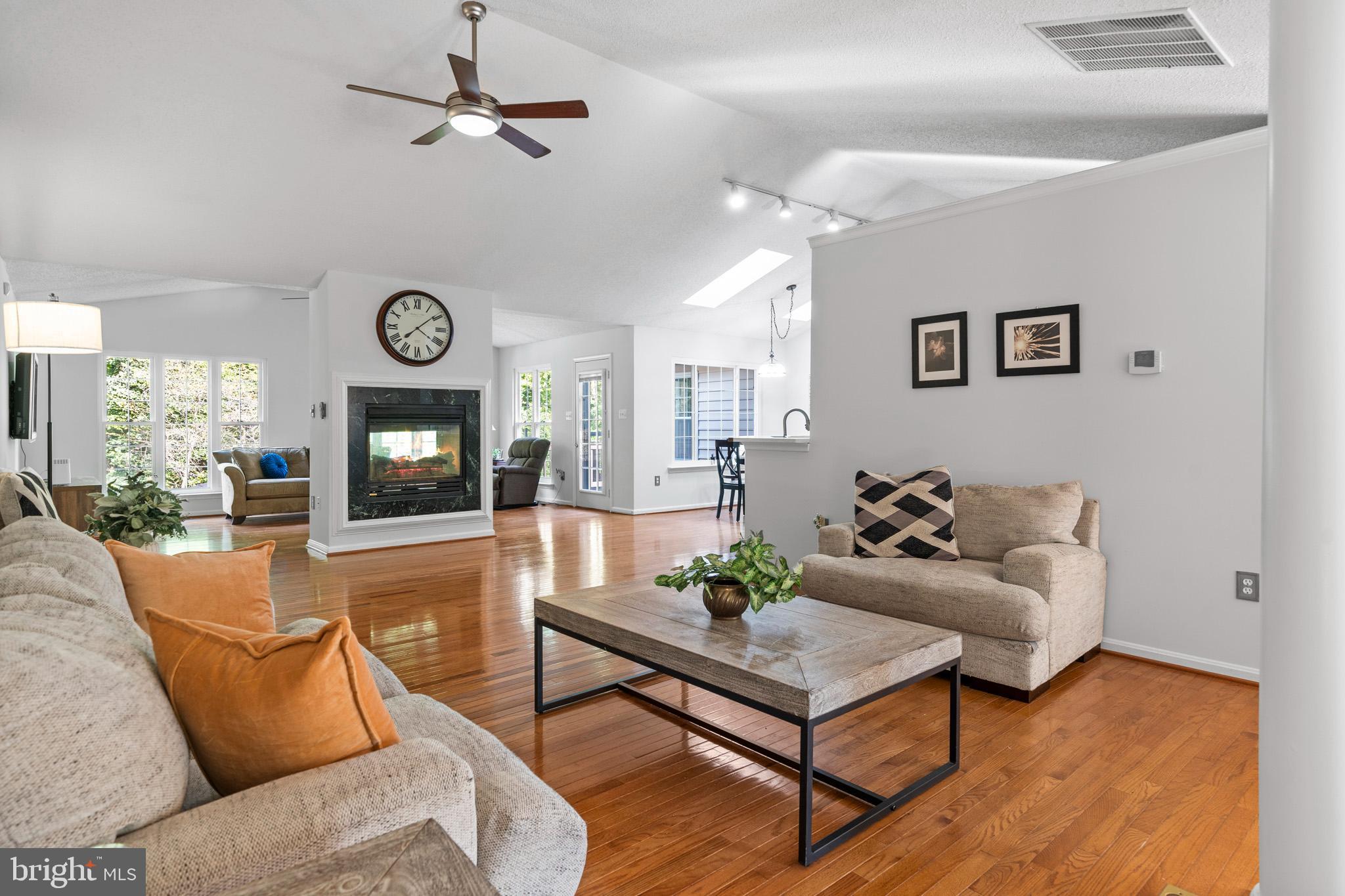 La Plata, Maryland, 20646, United States, 4 Bedrooms Bedrooms, ,4 BathroomsBathrooms,Residential,For Sale,1976201