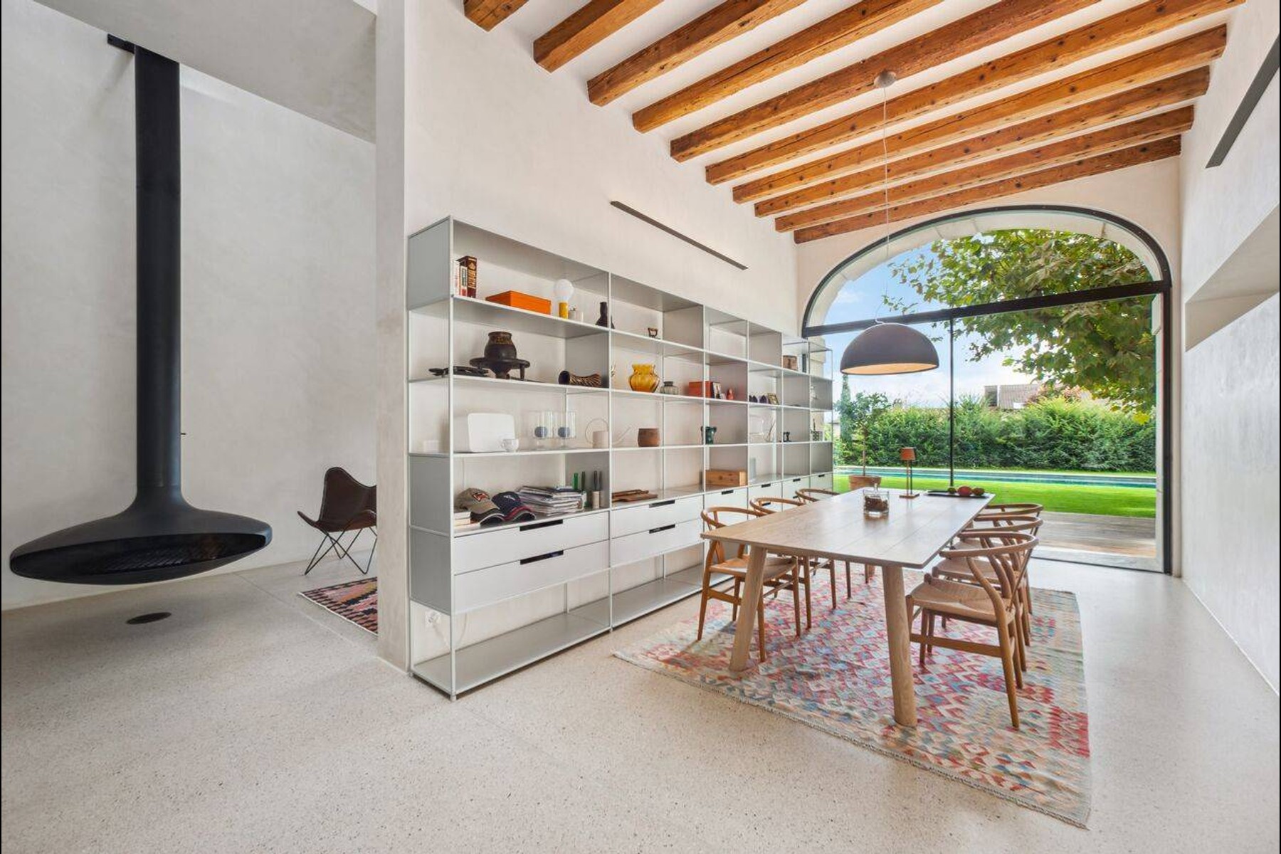  Exceptional villa with majestic volumes and swimming pool - 物件實景