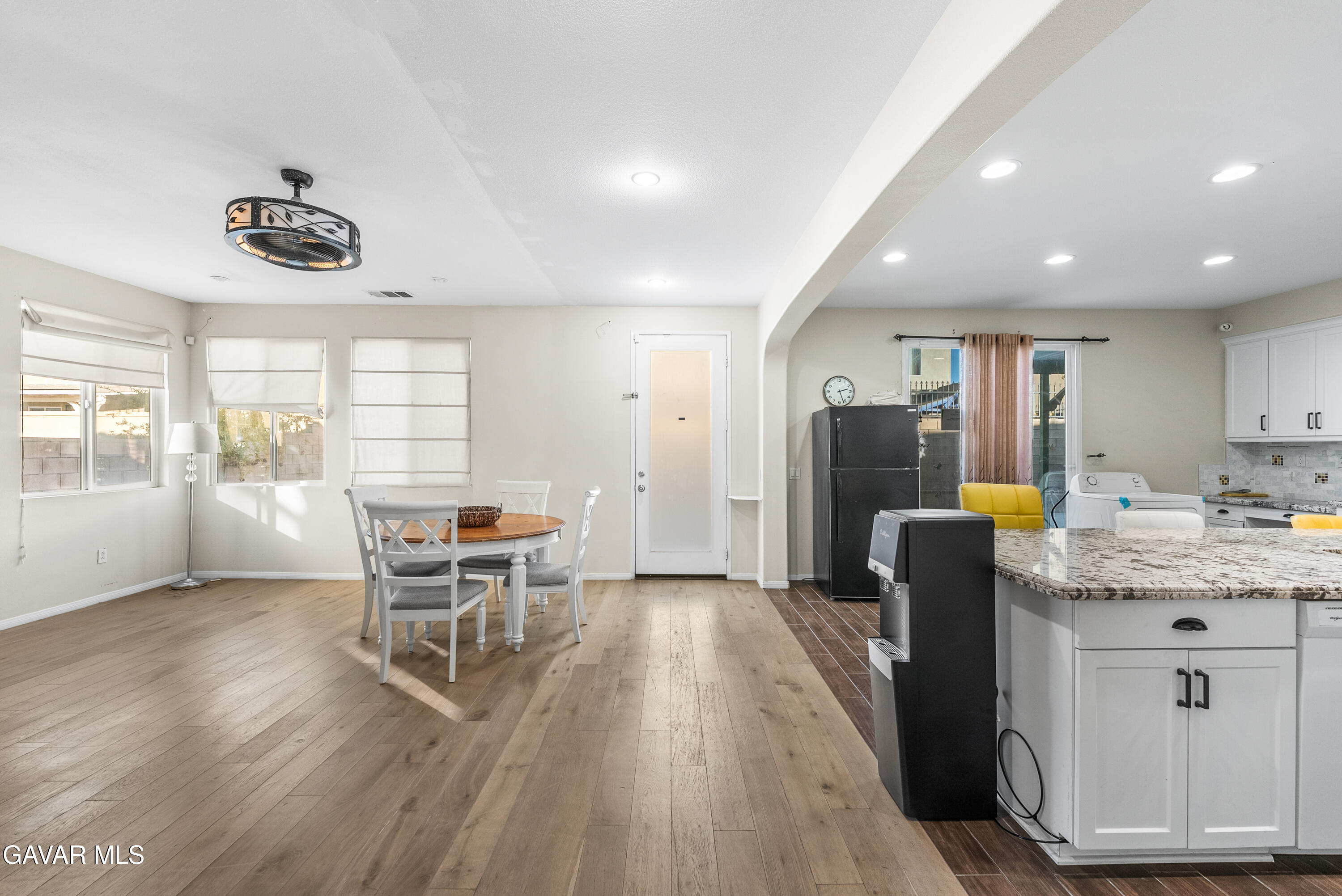 Lancaster, California, 93536, United States, 5 Bedrooms Bedrooms, ,3 BathroomsBathrooms,Residential,For Sale,1996467