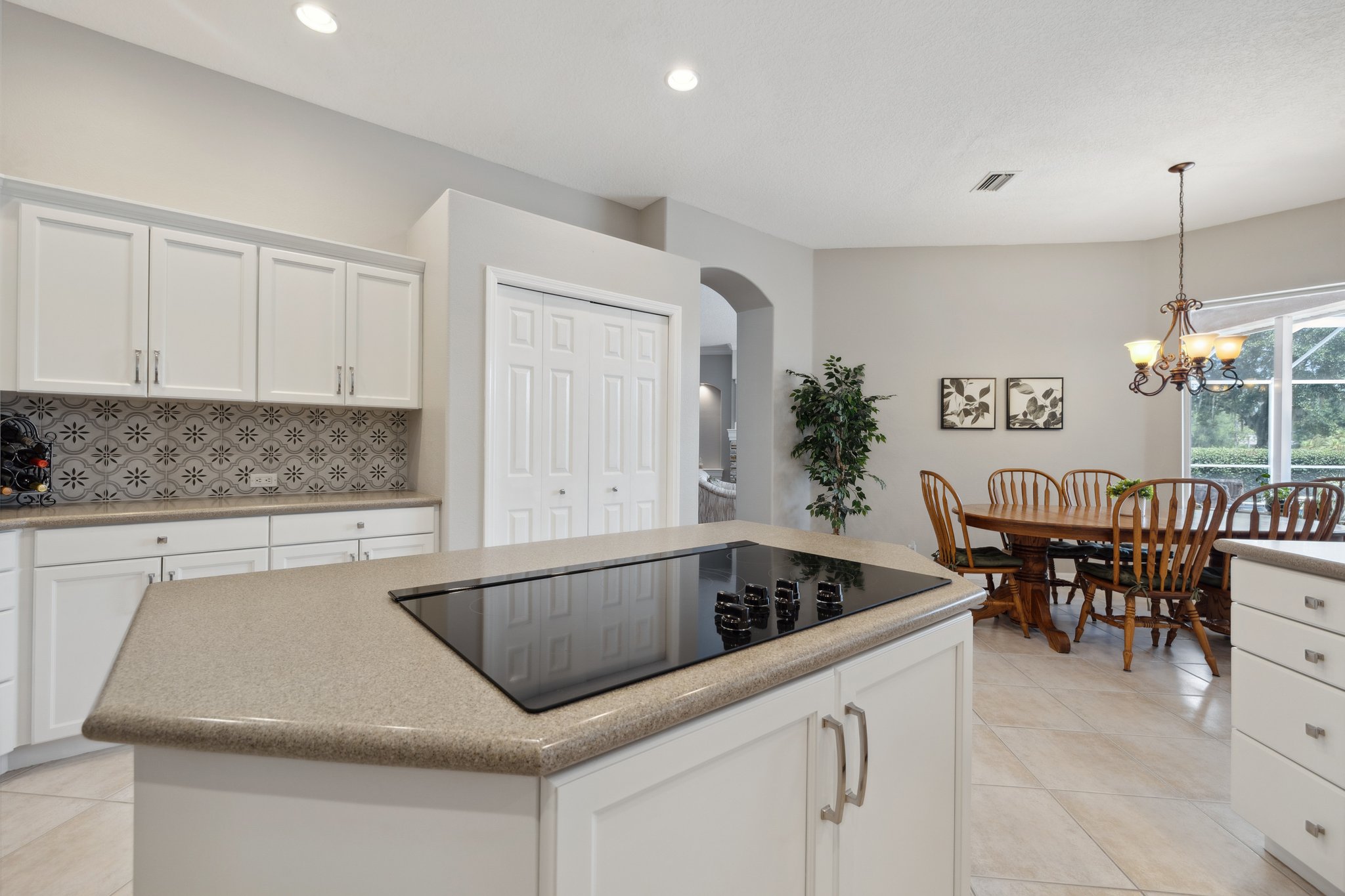 Tampa, Florida, 33647, United States, 5 Bedrooms Bedrooms, ,4 BathroomsBathrooms,Residential,For Sale,1835178