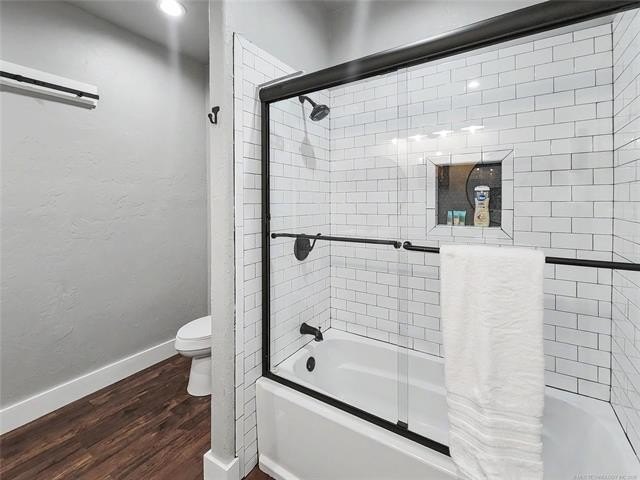 Tahlequah, Oklahoma, 74464, United States, 4 Bedrooms Bedrooms, ,4 BathroomsBathrooms,Residential,For Sale,2040103