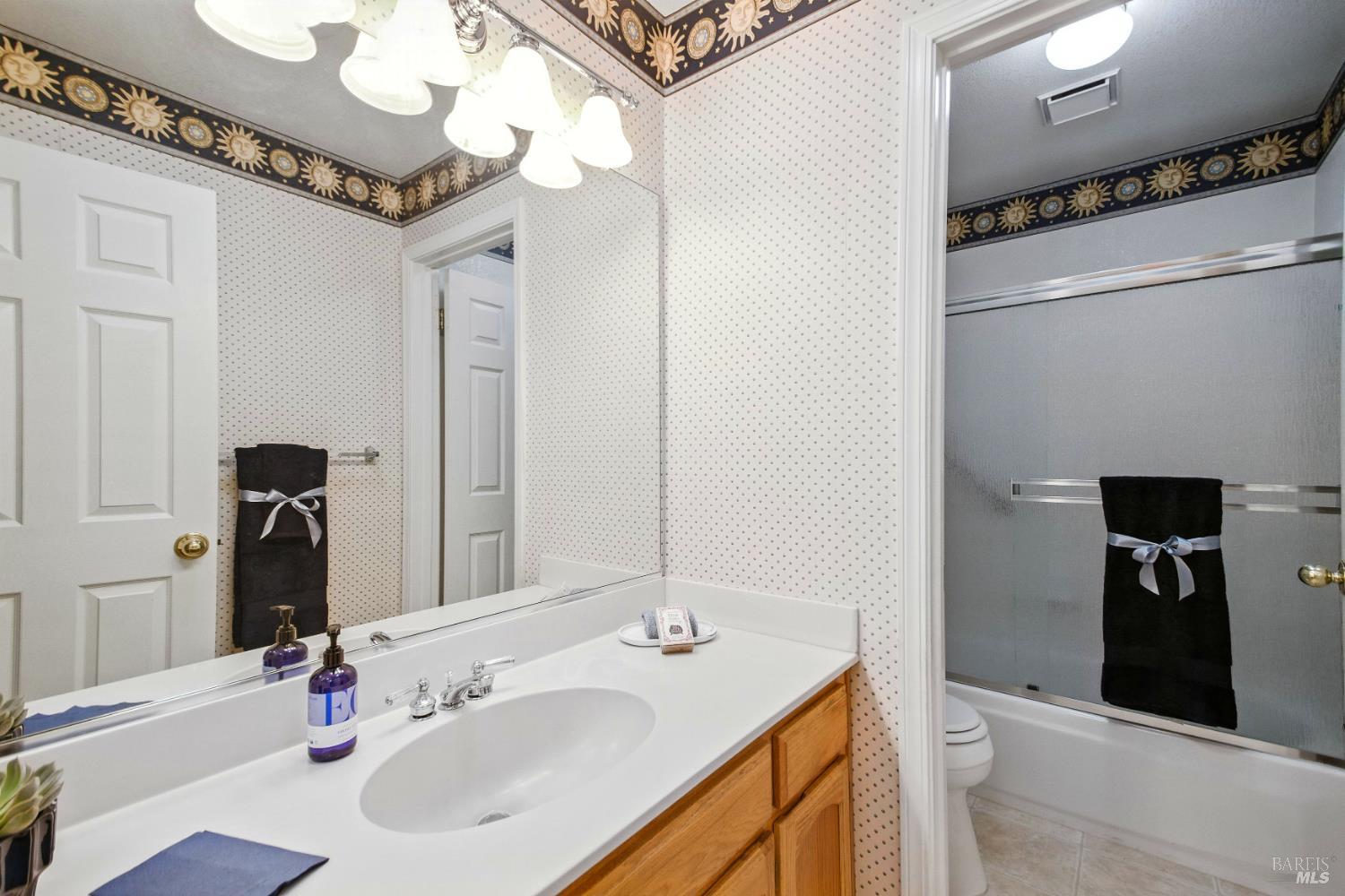 Santa Rosa, California, 95403, United States, 4 Bedrooms Bedrooms, ,2 BathroomsBathrooms,Residential,For Sale,1932989