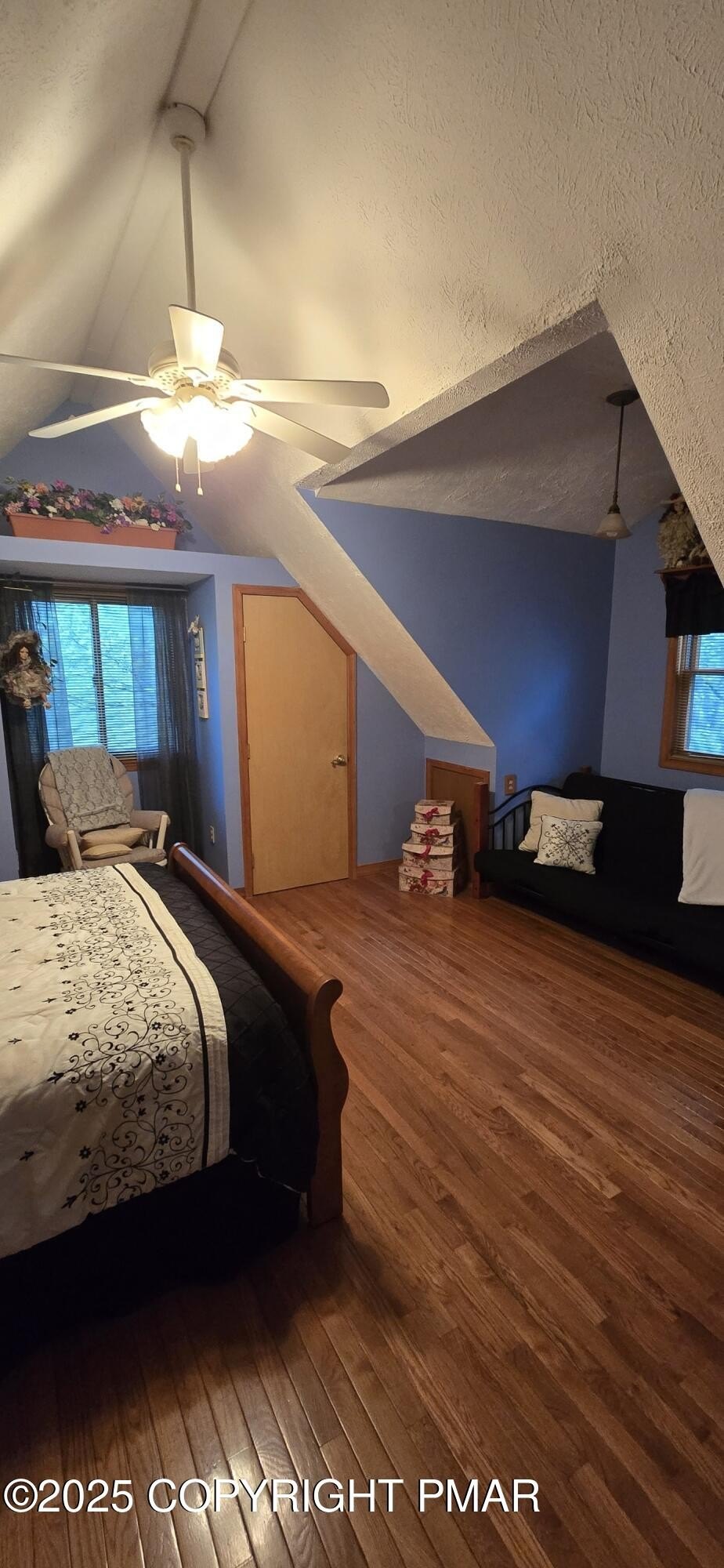 Blakeslee, Pennsylvania, 18610, United States, 4 Bedrooms Bedrooms, ,3 BathroomsBathrooms,Residential,For Sale,1982543