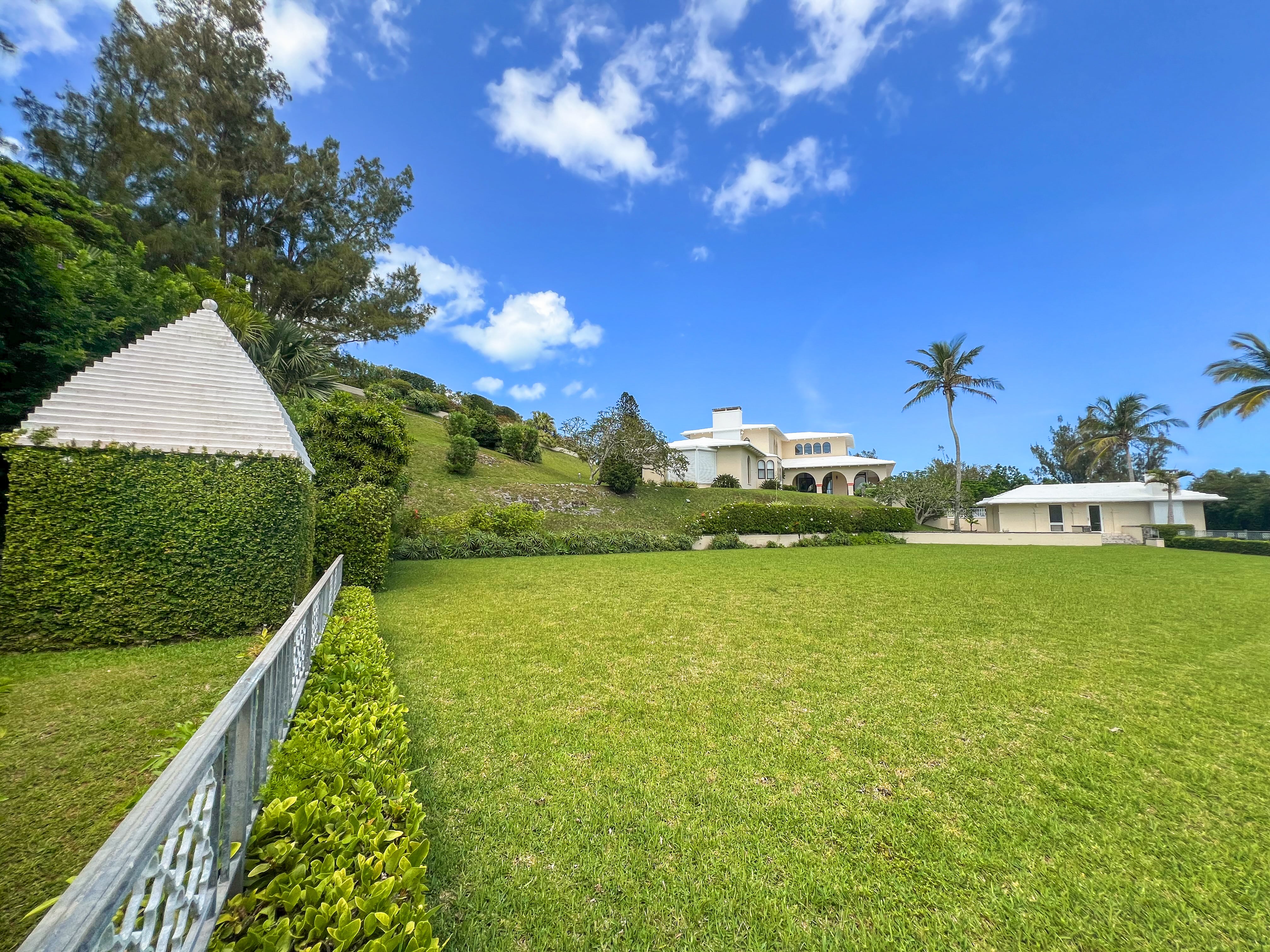 Hamilton Parish, BM, 7 Bedrooms Bedrooms, ,7 BathroomsBathrooms,Residential,For Sale,1877620