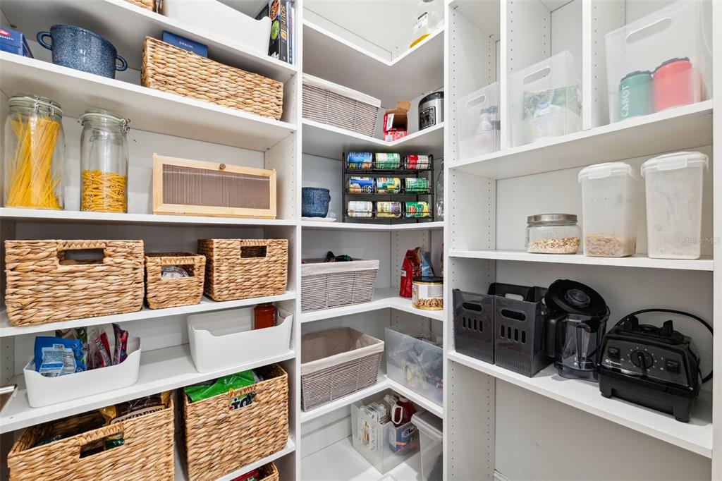 Brooksville, Florida, 34601, United States, 2 Bedrooms Bedrooms, ,3 BathroomsBathrooms,Residential,For Sale,1975106