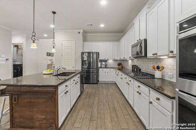 San Antonio, Texas, 78260, United States, 4 Bedrooms Bedrooms, ,3 BathroomsBathrooms,Residential,For Sale,2000931