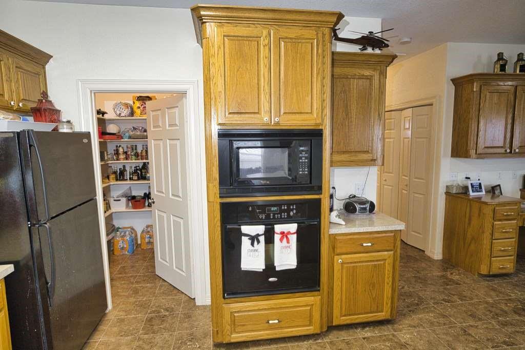 Brazoria, Texas, 77422, United States, 4 Bedrooms Bedrooms, ,3 BathroomsBathrooms,Residential,For Sale,1935189