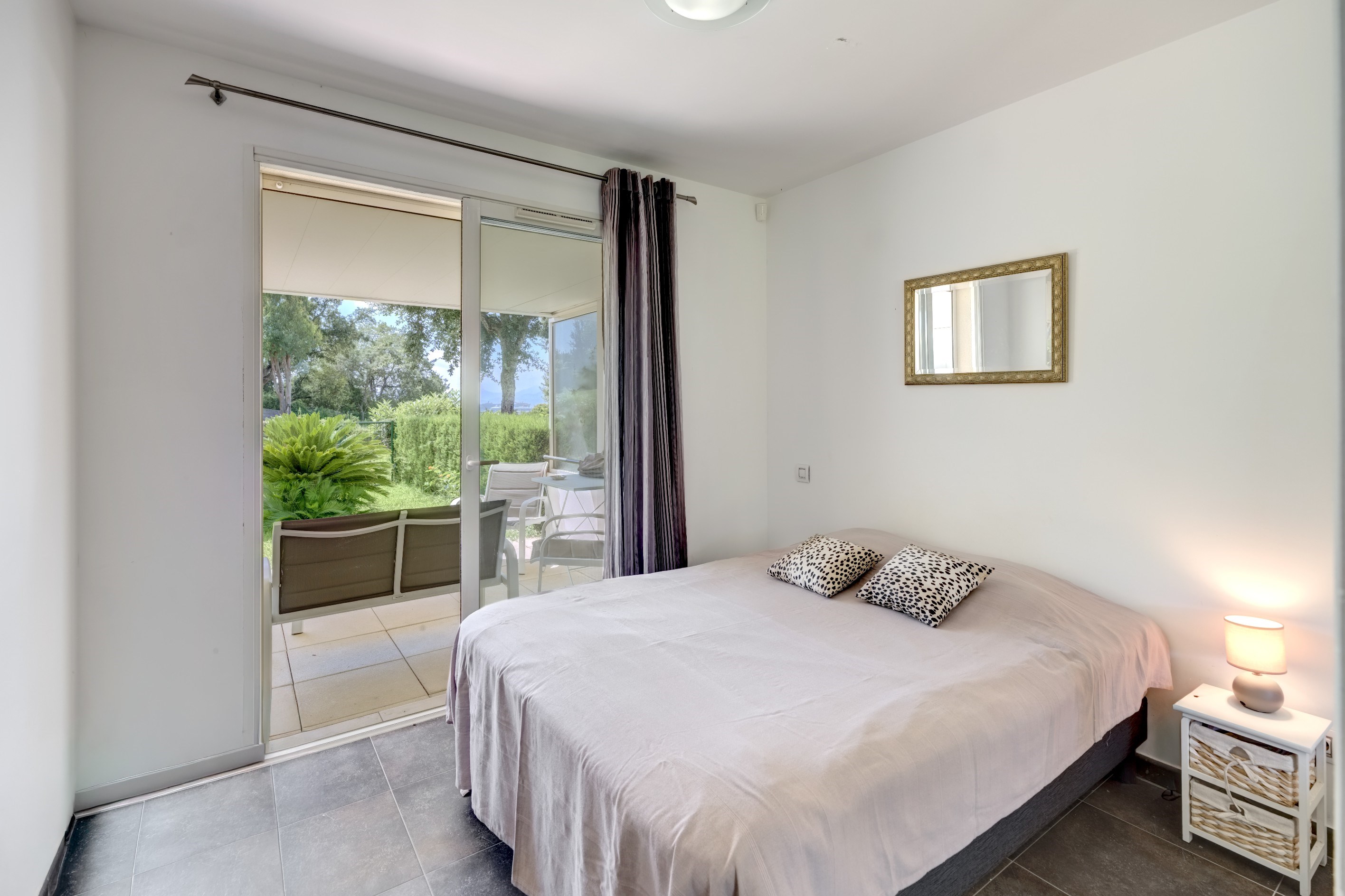  Cannes La Californie, one bedroom apartment with south facing terrace and garden - 物件實景