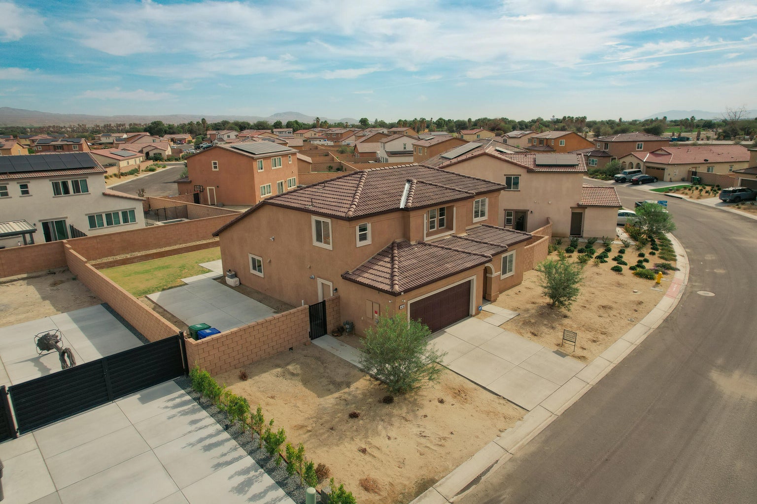 Indio, California, 92203, United States, 4 Bedrooms Bedrooms, ,3 BathroomsBathrooms,Residential,For Sale,1990401