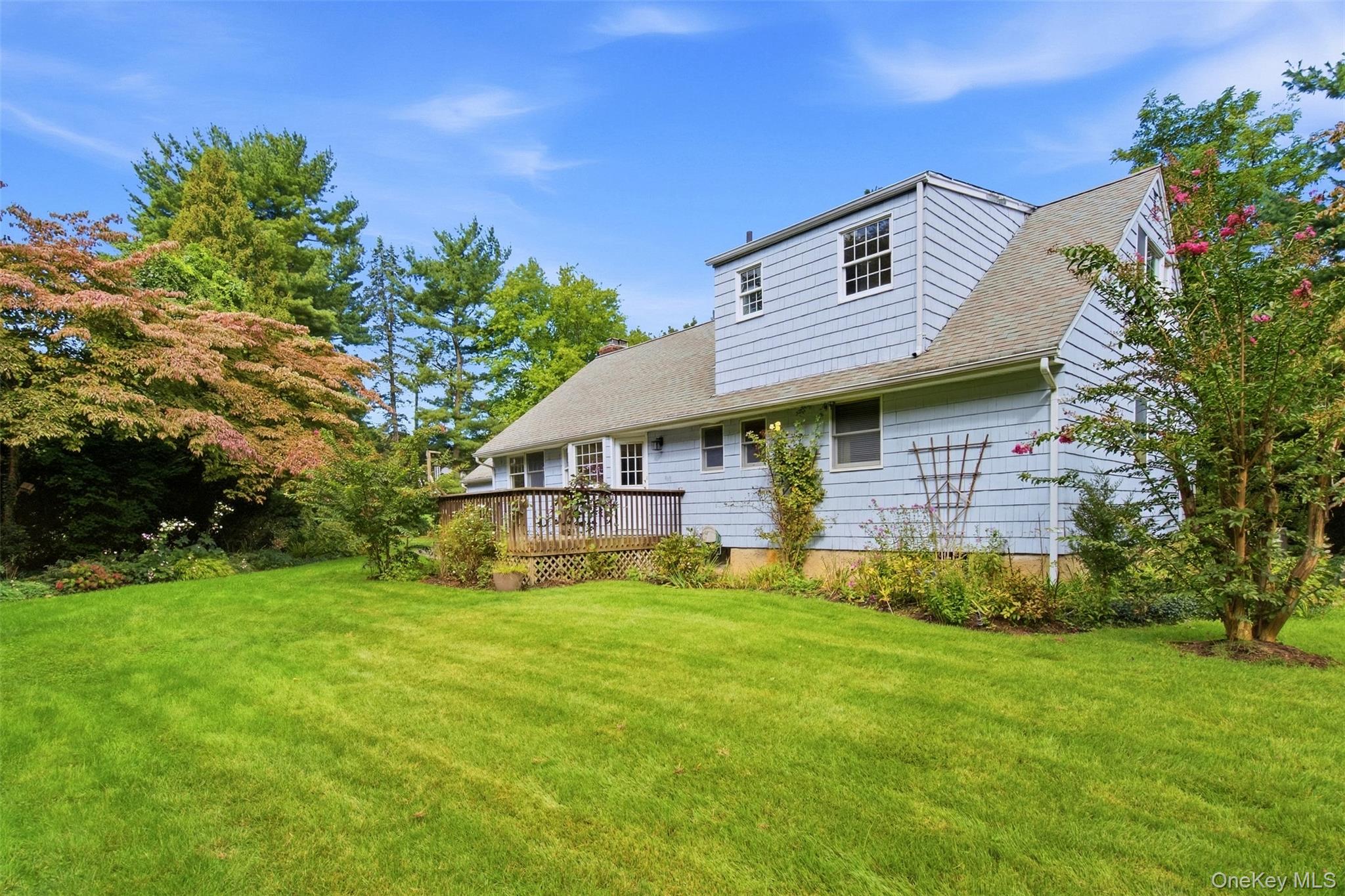  174 Flower Hill Road, Halesite, NY, 11743 - 物件實景