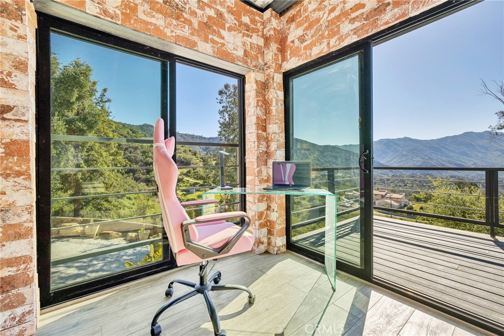 Calabasas, California, 91302, United States, 5 Bedrooms Bedrooms, ,3 BathroomsBathrooms,Residential,For Sale,1742769