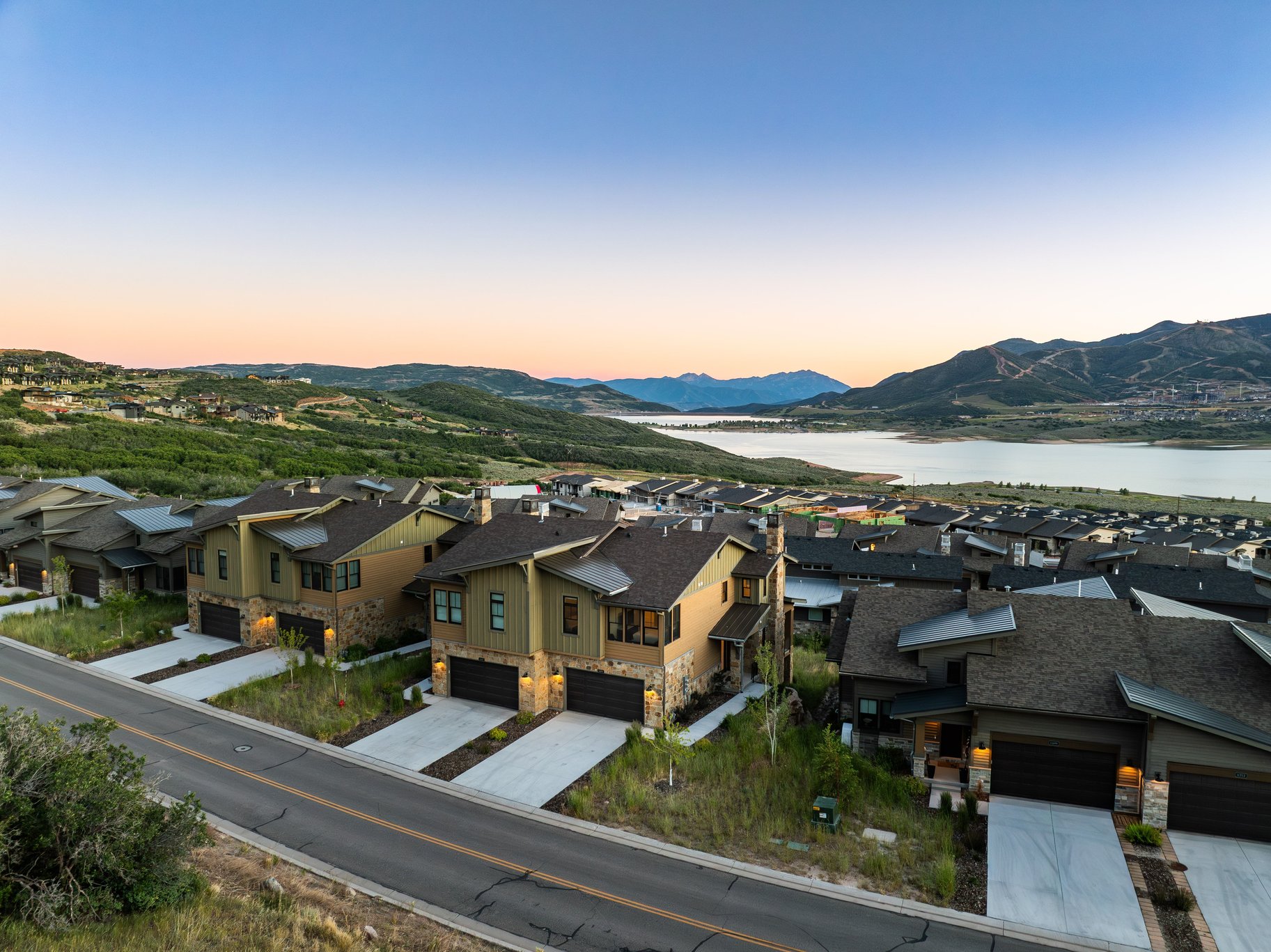  Deer Valley® Ski-Run Views + Lakeside Living in Deer Waters - 物件實景