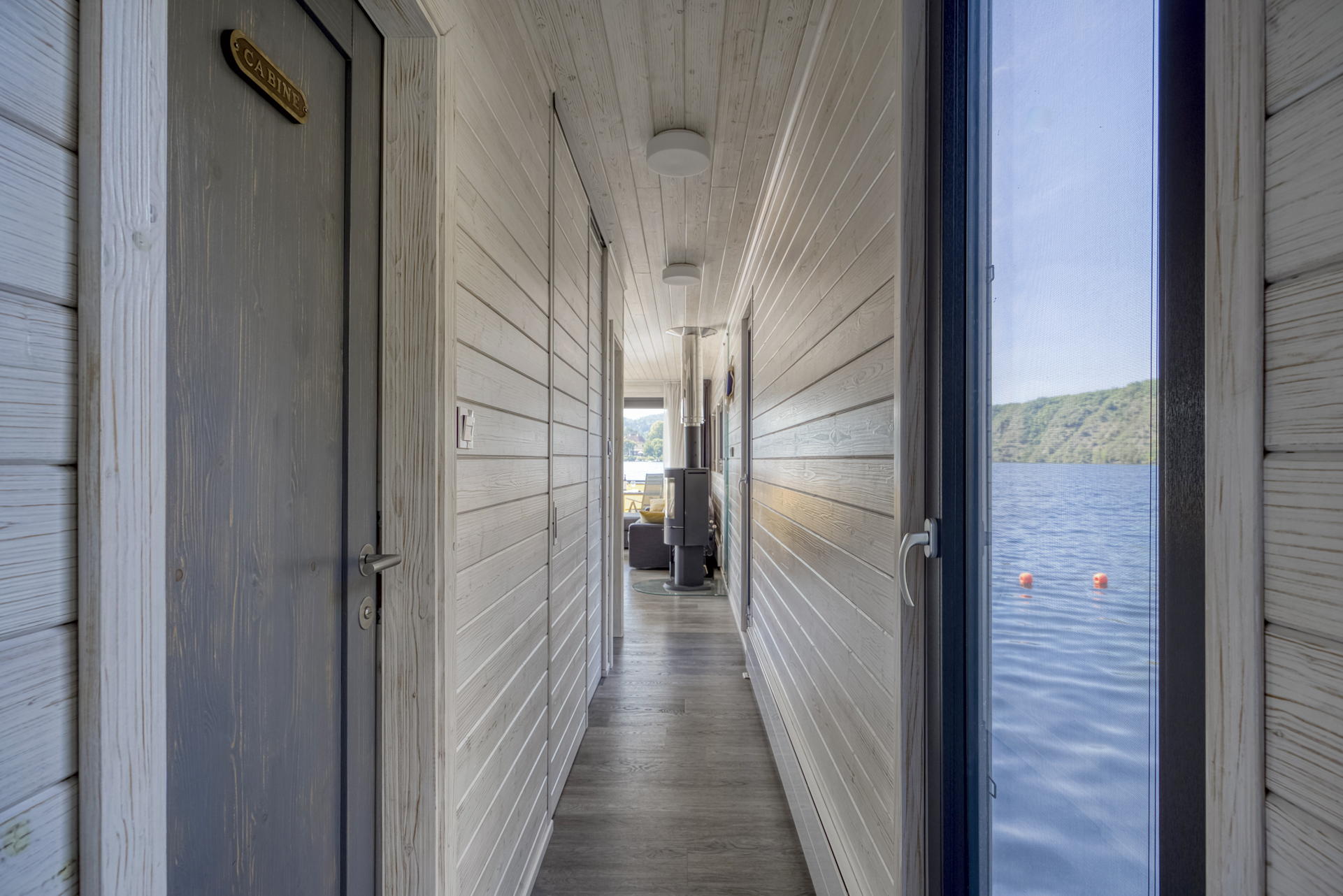  2-bedroom Houseboat - 物件實景