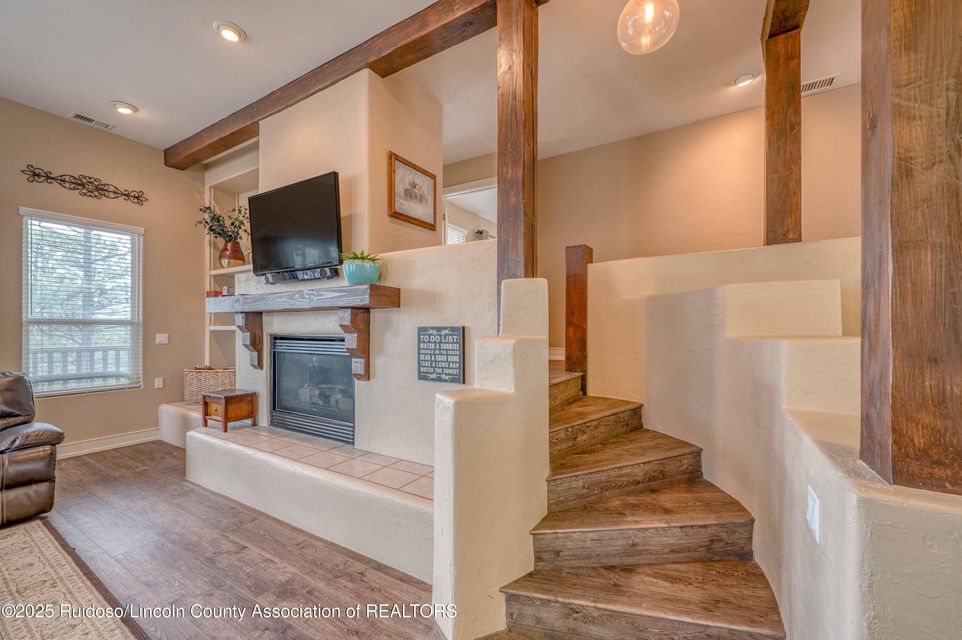 Ruidoso, New Mexico, 88345, United States, 4 Bedrooms Bedrooms, ,3 BathroomsBathrooms,Residential,For Sale,1895343