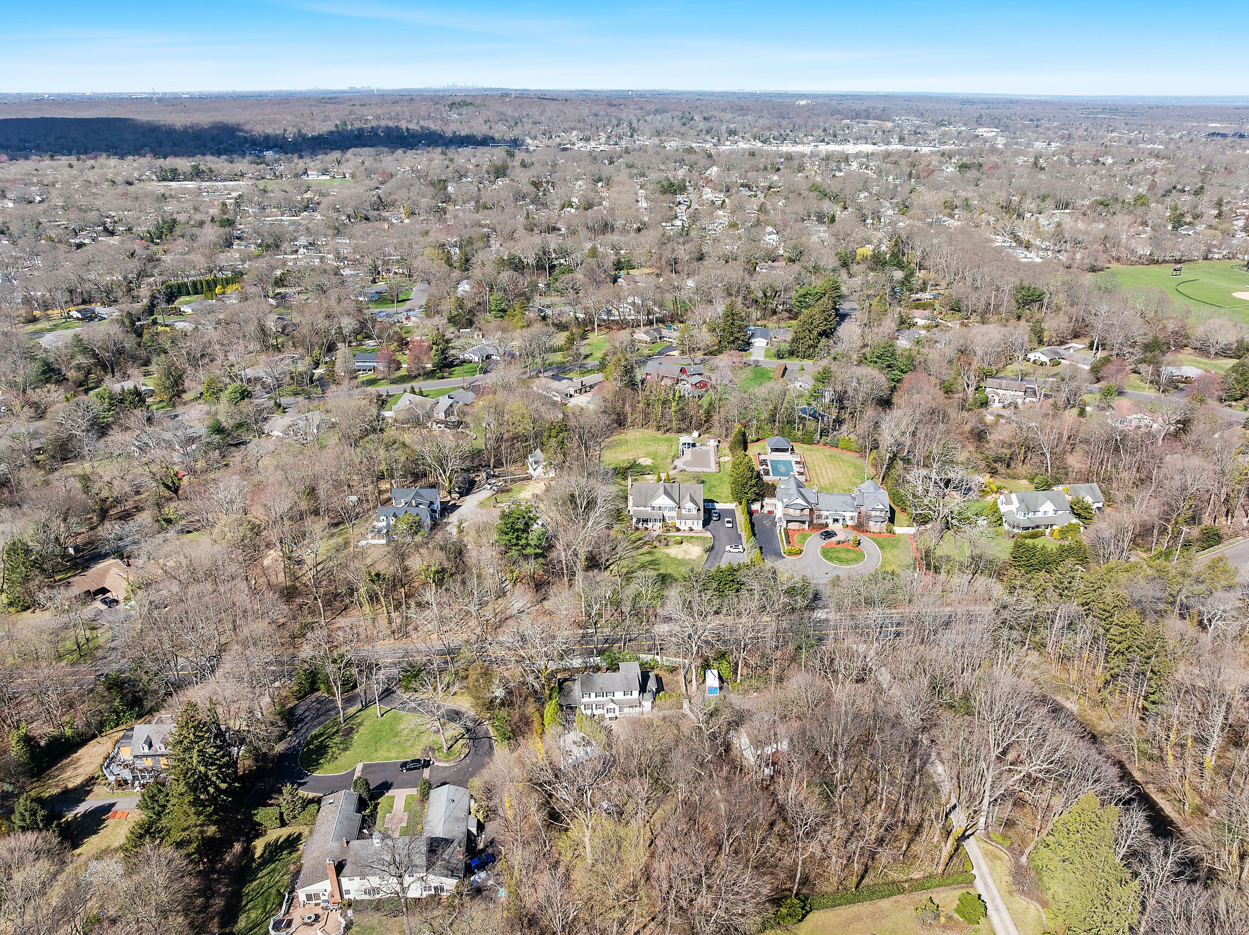  198 Pidgeon Hill Road, South Huntington, NY, 11746 - 物件實景