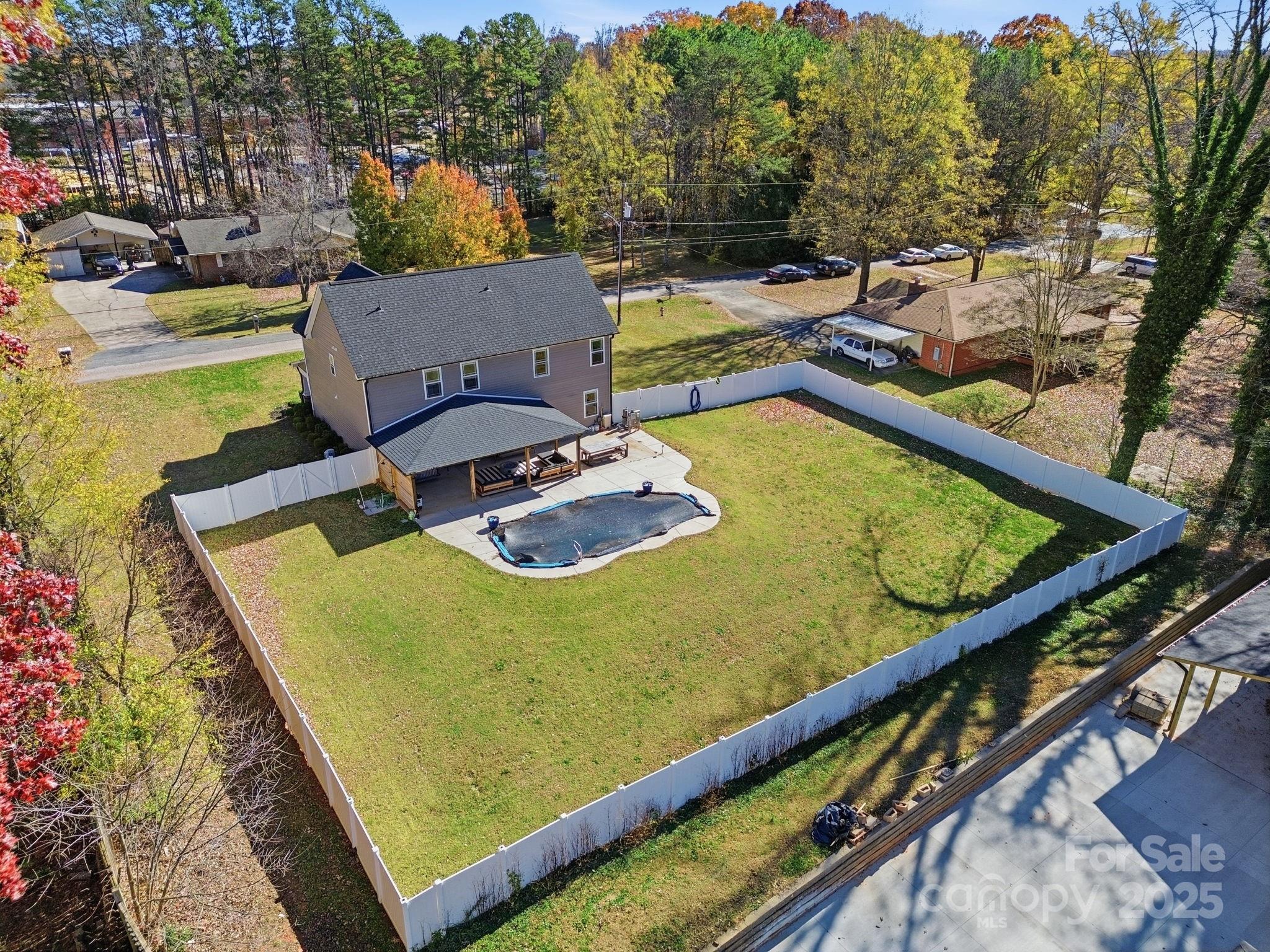 Kannapolis, North Carolina, 28081, United States, 4 Bedrooms Bedrooms, ,3 BathroomsBathrooms,Residential,For Sale,1996978