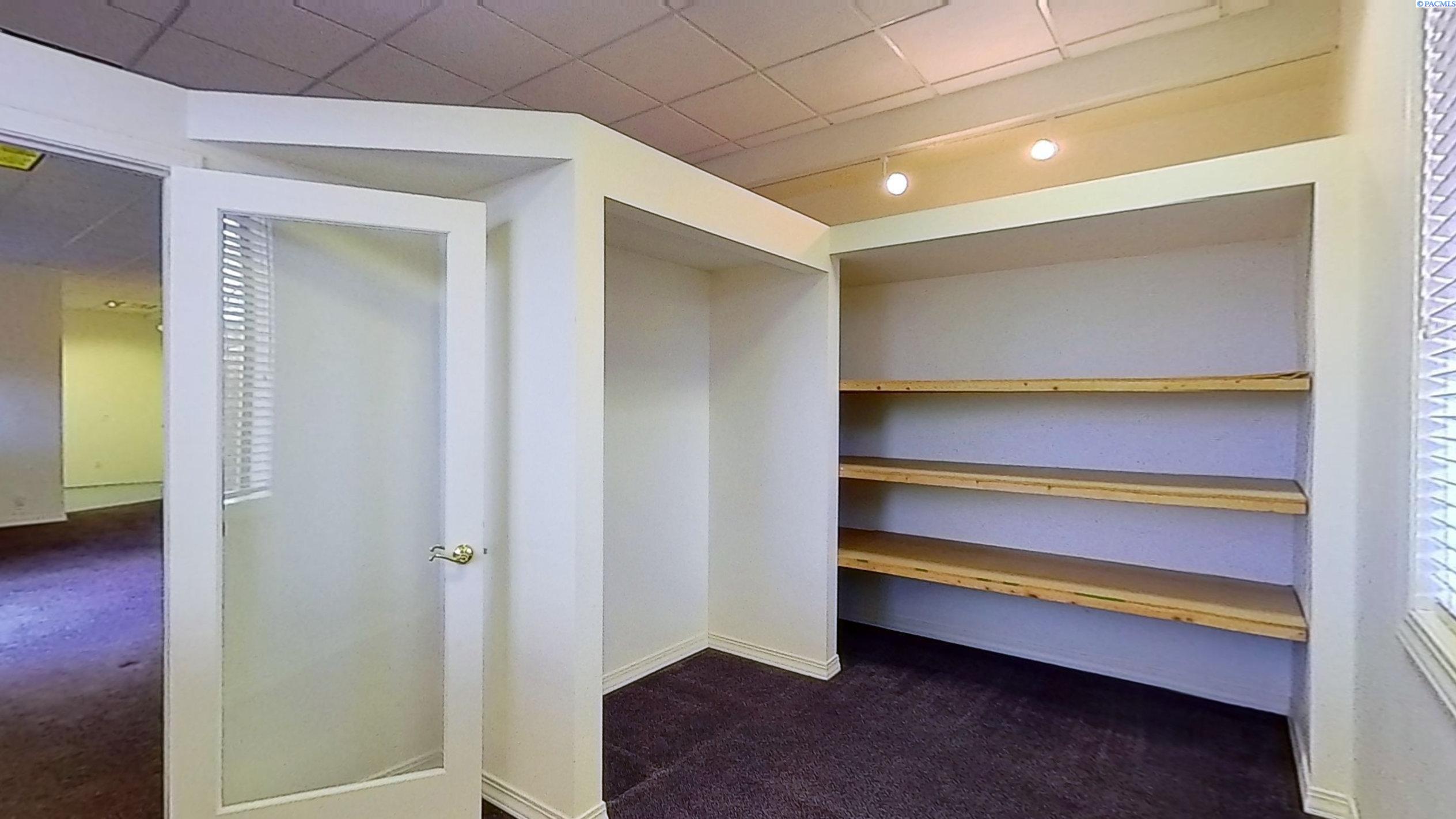 Pullman, Washington, 99163, United States, 4 Bedrooms Bedrooms, ,1 BathroomBathrooms,Residential,For Sale,1858265