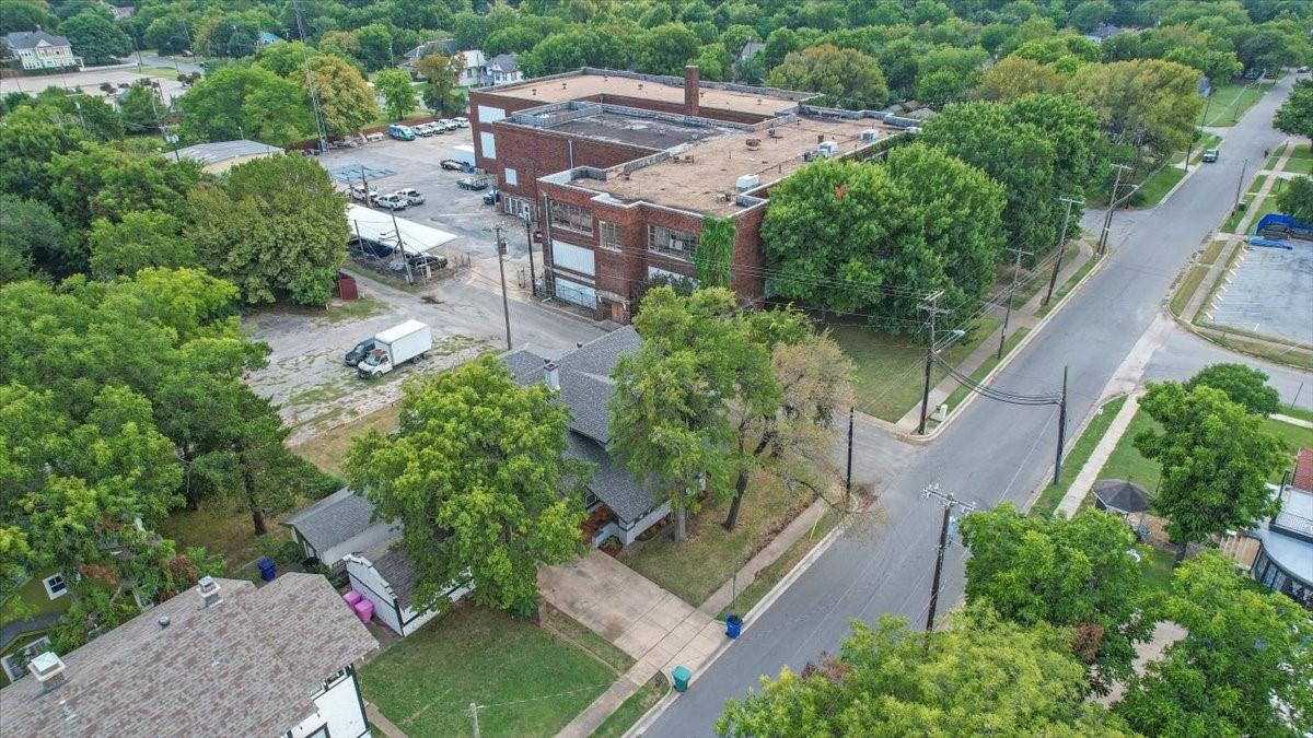 Sherman, Texas, 75090, United States, 5 Bedrooms Bedrooms, ,2 BathroomsBathrooms,Residential,For Sale,1937977
