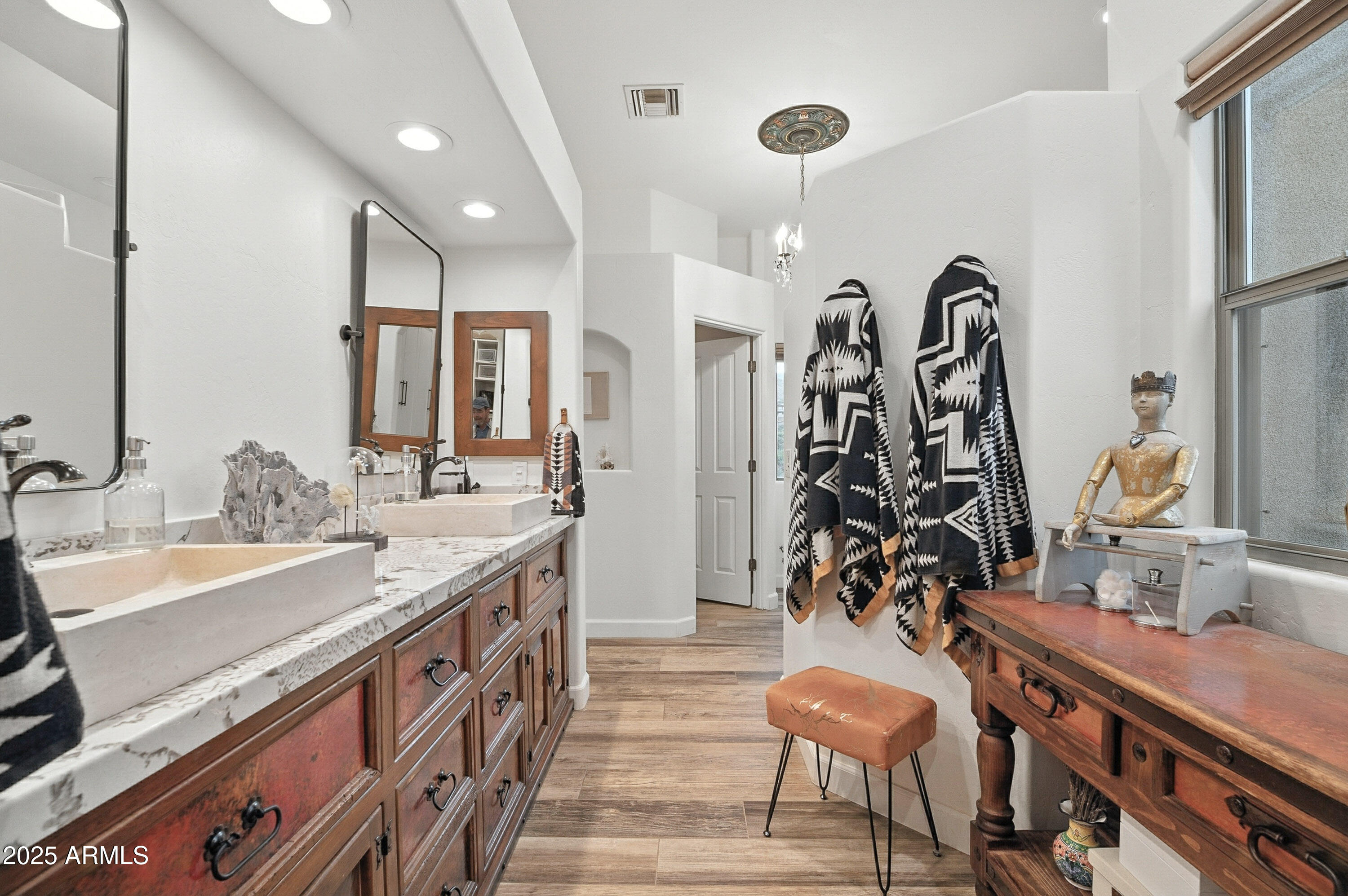 Clarkdale, Arizona, 86324, United States, 3 Bedrooms Bedrooms, ,Residential,For Sale,1927431