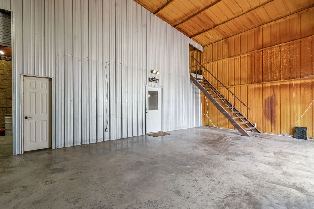 Mabank, Texas, 75147, United States, 2 Bedrooms Bedrooms, ,3 BathroomsBathrooms,Residential,For Sale,1989004