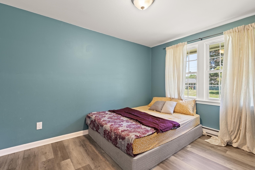 Raynham, Massachusetts, 02767, United States, 3 Bedrooms Bedrooms, ,1 BathroomBathrooms,Residential,For Sale,1918032