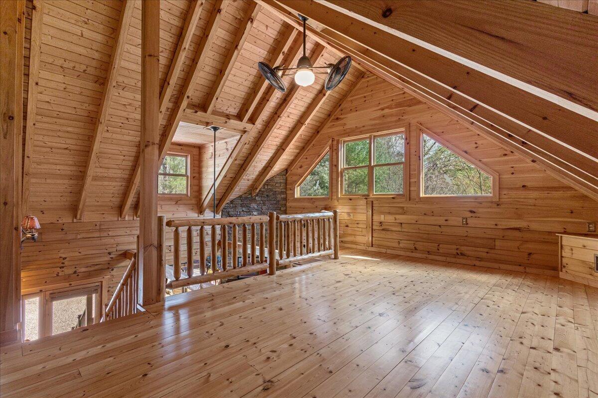Tellico Plains, Tennessee, 37385, United States, 3 Bedrooms Bedrooms, ,3 BathroomsBathrooms,Residential,For Sale,2034978