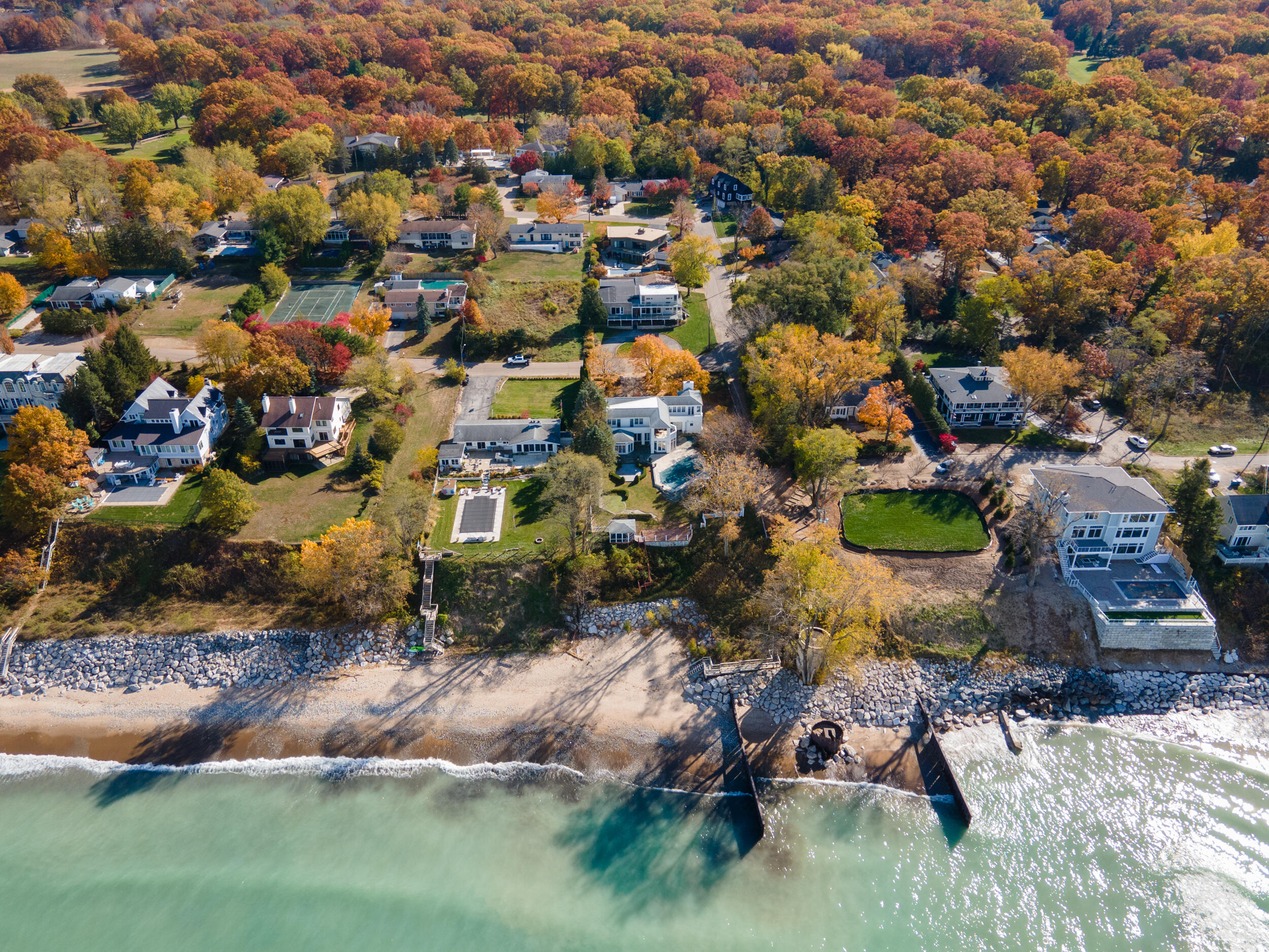 New Buffalo, Michigan, 49117, United States, 3 Bedrooms Bedrooms, ,4 BathroomsBathrooms,Residential,For Sale,1989318