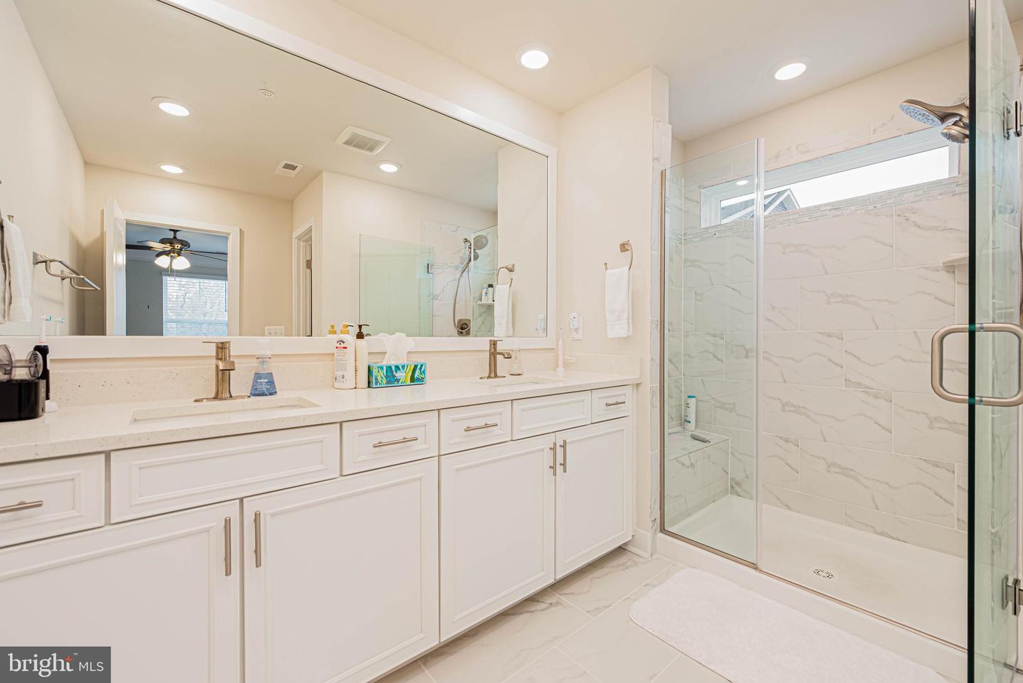 Berlin, Maryland, 21811, United States, 4 Bedrooms Bedrooms, ,5 BathroomsBathrooms,Residential,For Sale,1760244