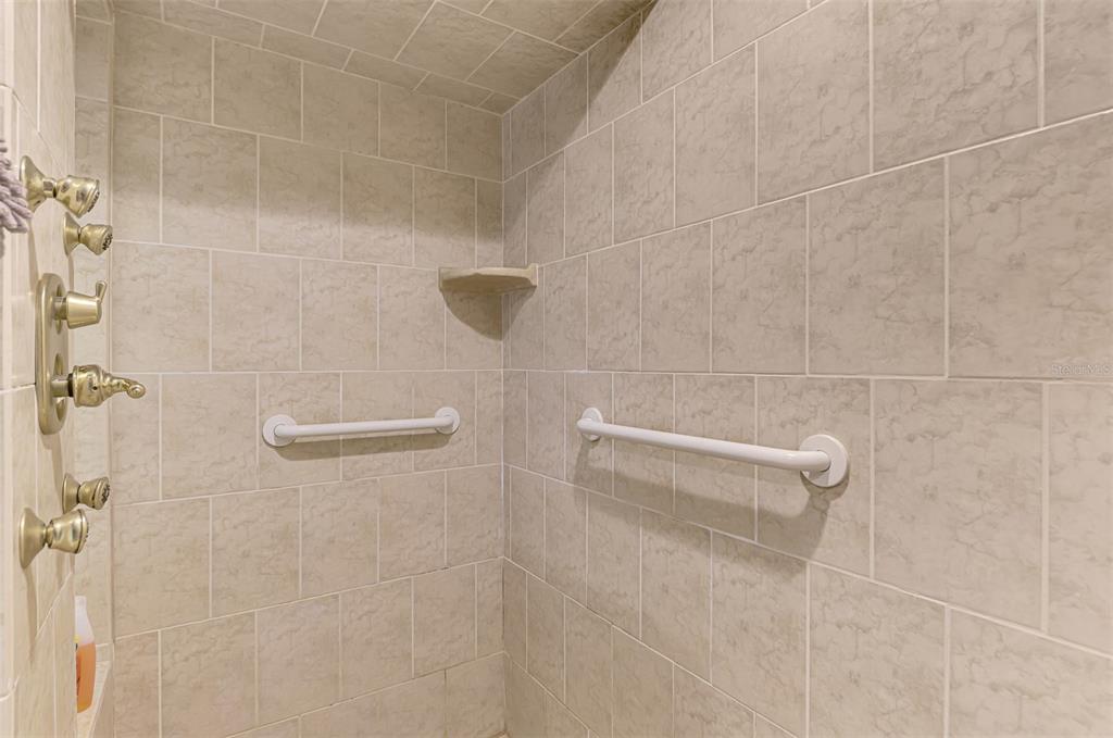 Nokomis, Florida, 34275, United States, 2 Bedrooms Bedrooms, ,2 BathroomsBathrooms,Residential,For Sale,1760306