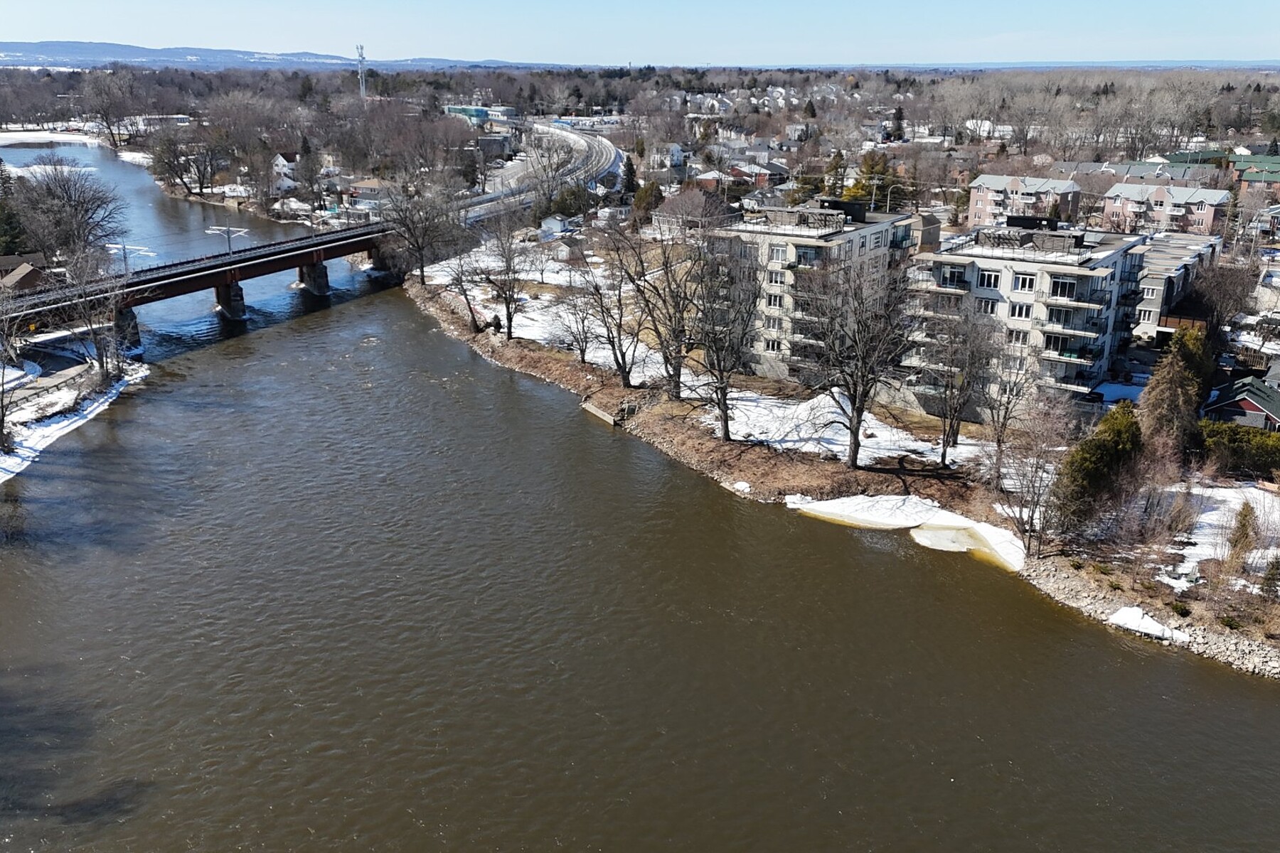  Sainte-Dorothée, Laval - 物件實景