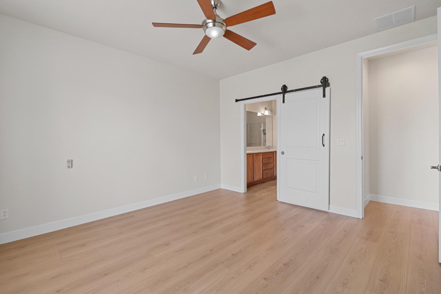 Elk Grove, California, 95757, United States, 3 Bedrooms Bedrooms, ,2 BathroomsBathrooms,Residential,For Sale,1917062