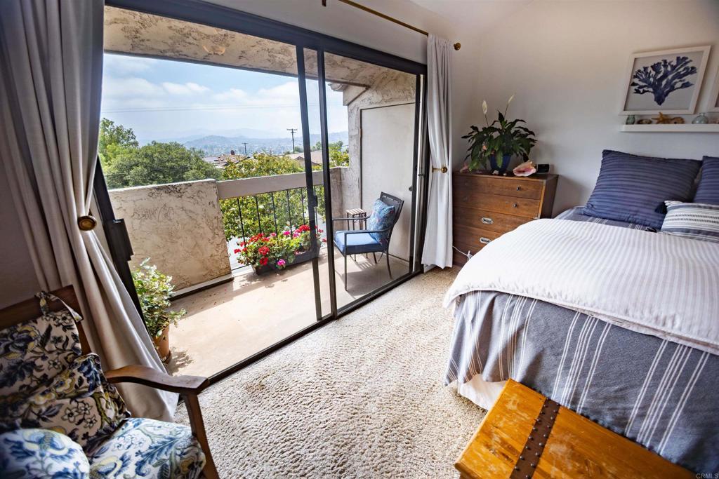 El Cajon, California, 92020, United States, 2 Bedrooms Bedrooms, ,3 BathroomsBathrooms,Residential,For Sale,1985459