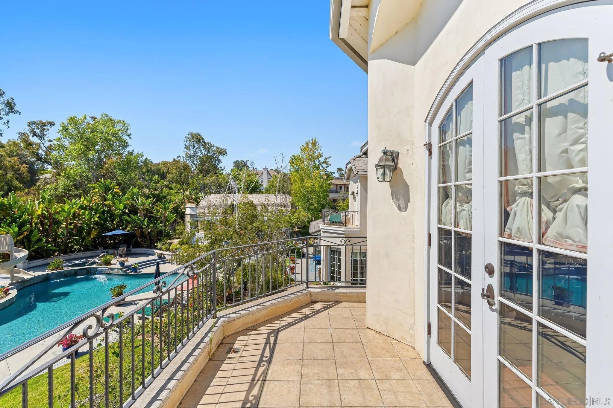 Rancho Santa Fe, California, 92067, United States, 5 Bedrooms Bedrooms, ,7 BathroomsBathrooms,Residential,For Sale,1901457