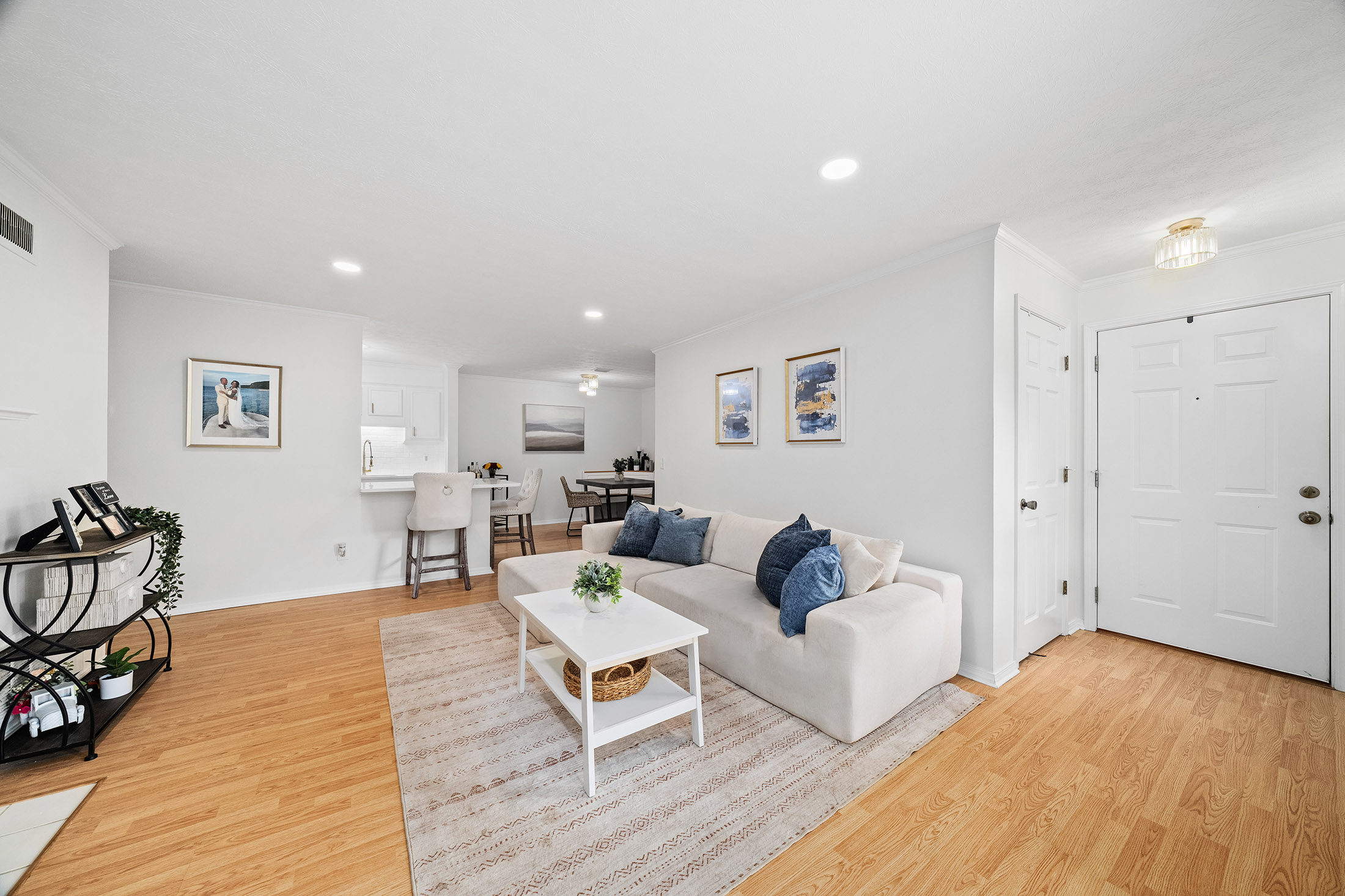  Perfectly Positioned Between the Charm of Downtown Roswell and Sandy Springs - 物件實景
