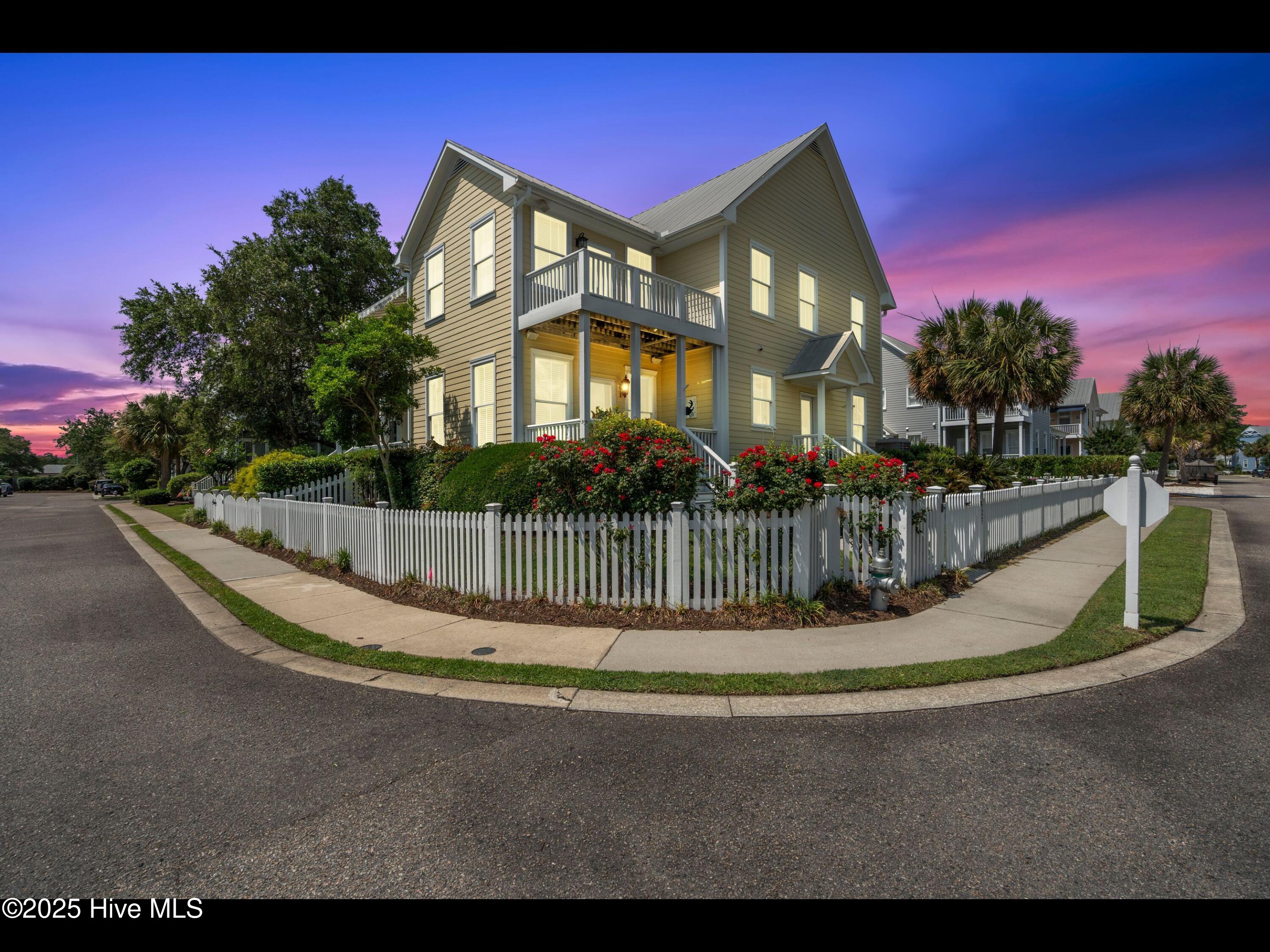 Carolina Beach, North Carolina, 28428, United States, 3 Bedrooms Bedrooms, ,3 BathroomsBathrooms,Residential,For Sale,1846629