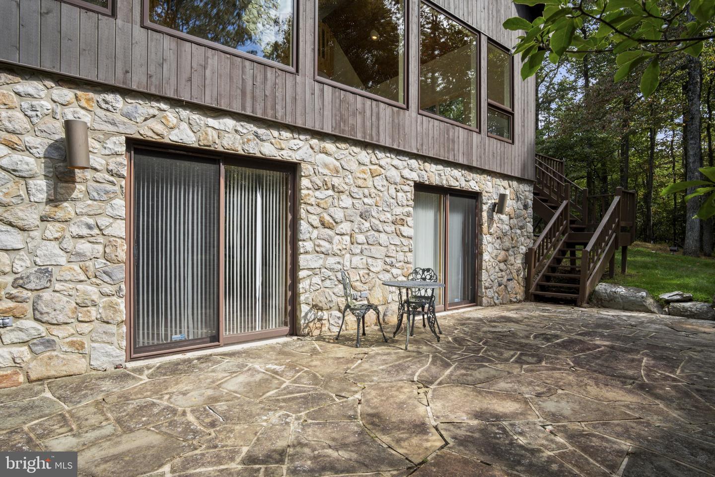 Frederick, Maryland, 21702, United States, 4 Bedrooms Bedrooms, ,3 BathroomsBathrooms,Residential,For Sale,1989312