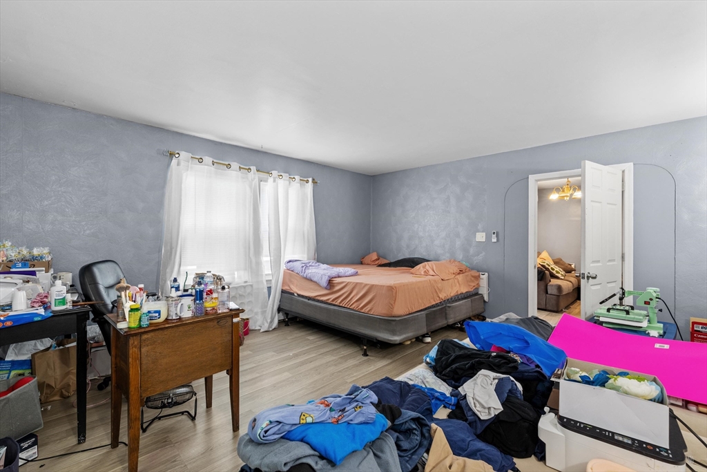 Fitchburg, Massachusetts, 01420, United States, 9 Bedrooms Bedrooms, ,3 BathroomsBathrooms,Residential,For Sale,1927899