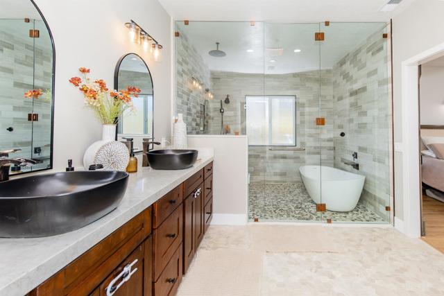 Ramona, California, 92065, United States, 4 Bedrooms Bedrooms, ,4 BathroomsBathrooms,Residential,For Sale,1985737