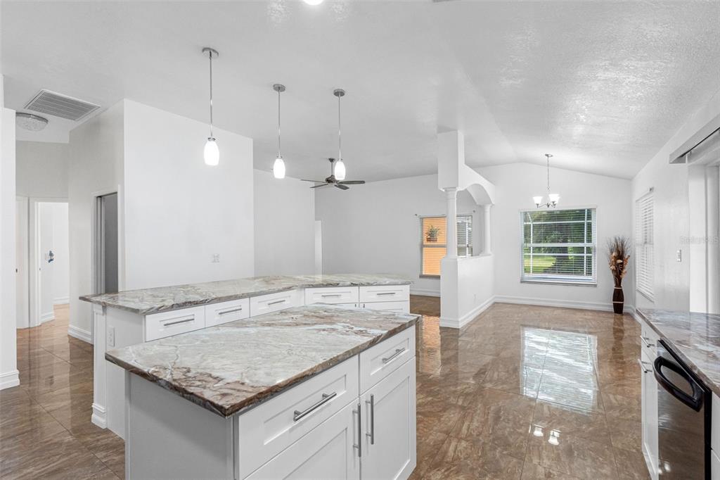 Tampa, Florida, 33615, United States, 3 Bedrooms Bedrooms, ,2 BathroomsBathrooms,Residential,For Sale,1944796